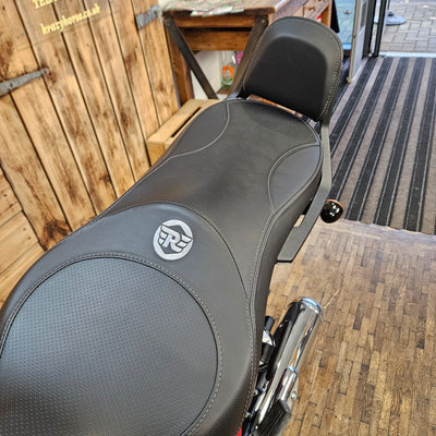 ROYAL ENFIELD SUPER METEOR 650 - Celestial Red