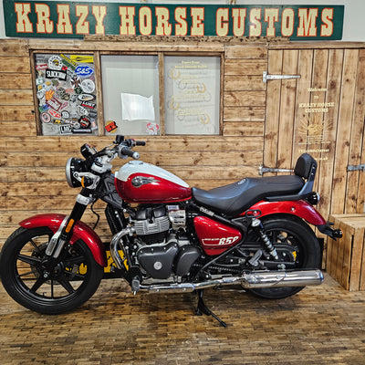 ROYAL ENFIELD SUPER METEOR 650 - Celestial Red