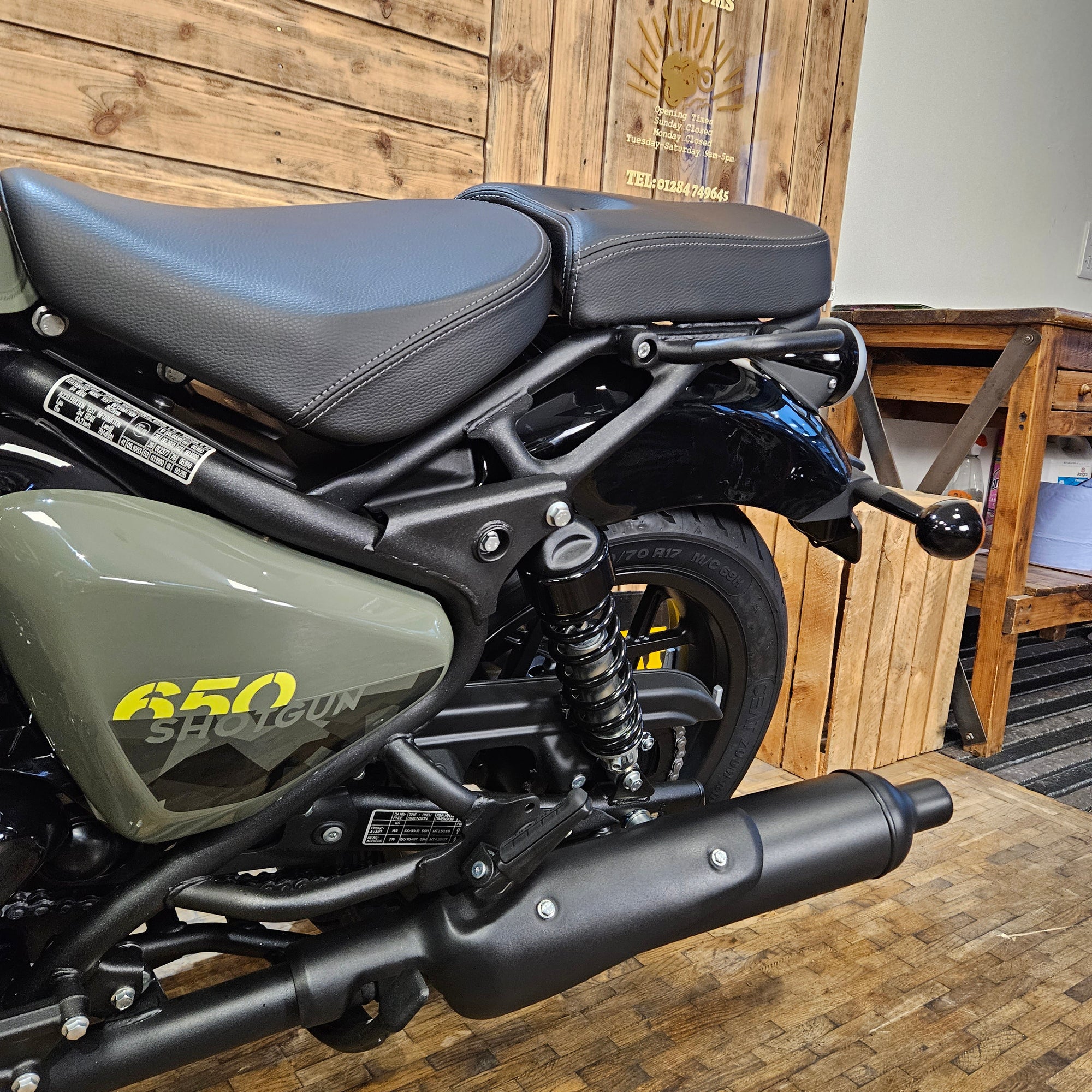 ROYAL ENFIELD SHOTGUN 650 - Green Drill