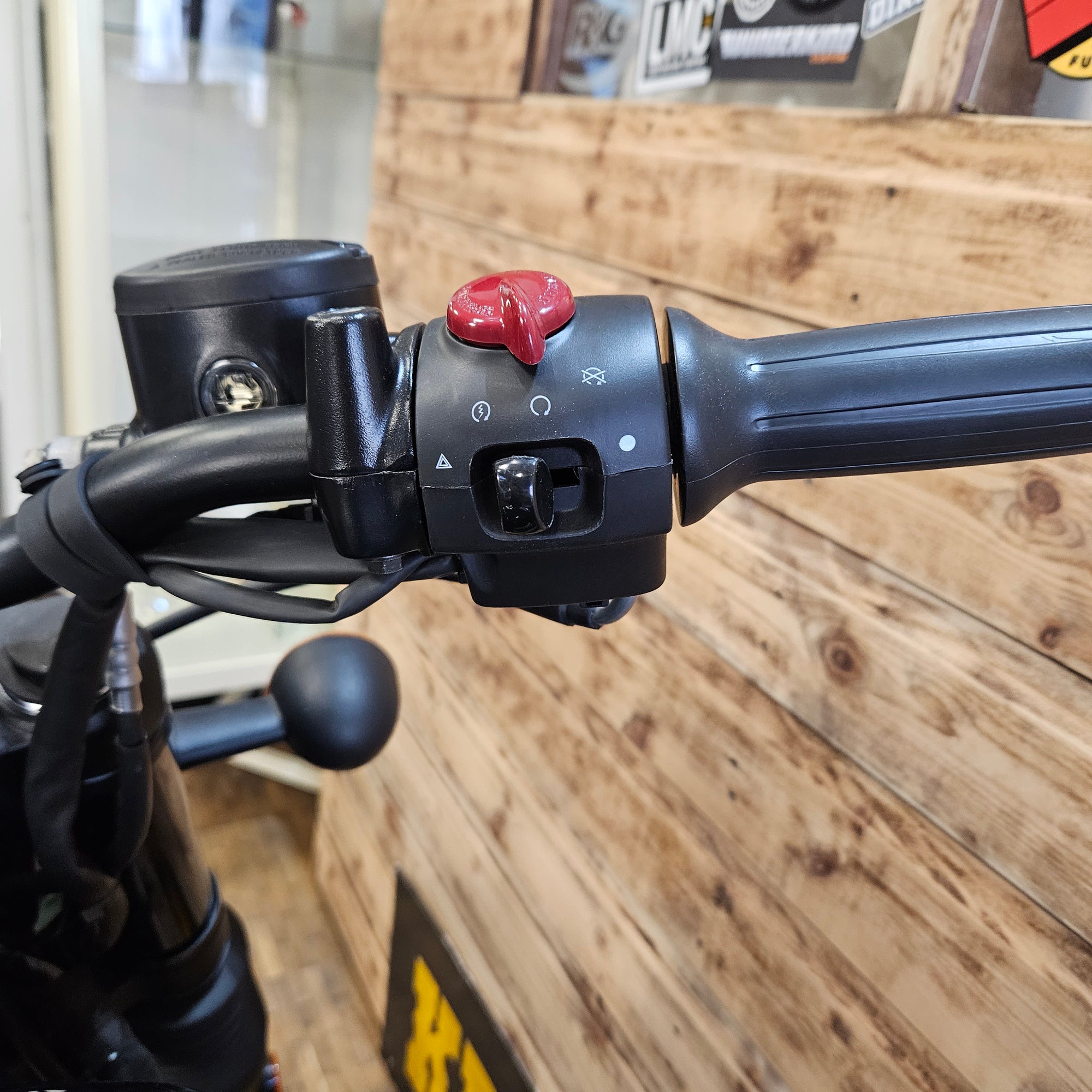 ROYAL ENFIELD HUNTER 350 - Green