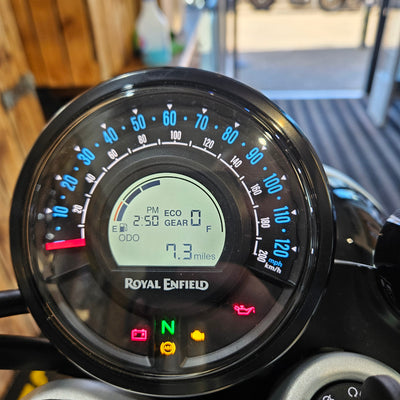 ROYAL ENFIELD SUPER METEOR 650 - Astral Black - Preloved