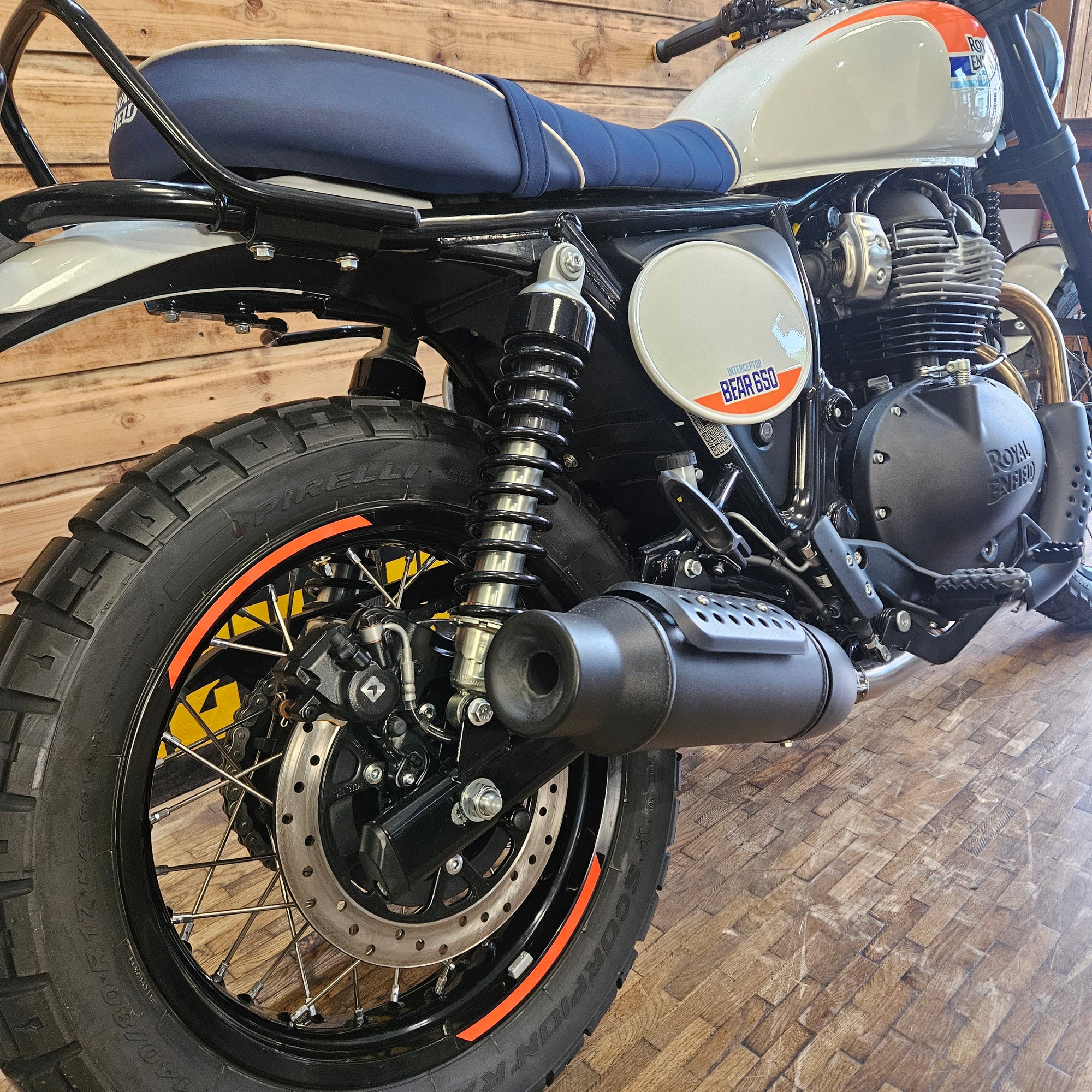 ROYAL ENFIELD BEAR 650 - Boardwalk White