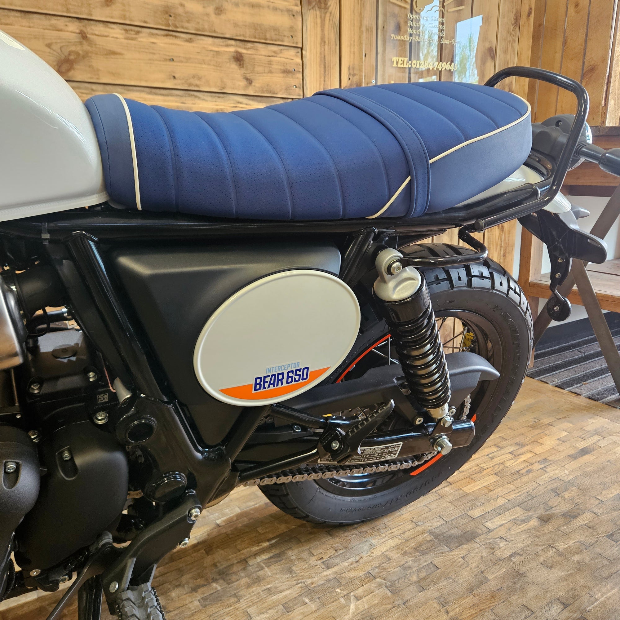 ROYAL ENFIELD BEAR 650 - Boardwalk White
