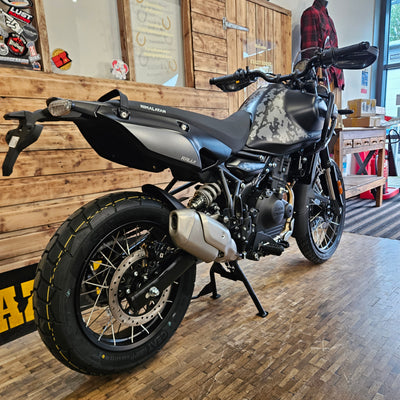 ROYAL ENFIELD HIMALAYAN 450 - Mana Black