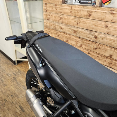 ROYAL ENFIELD HIMALAYAN 450 - Mana Black