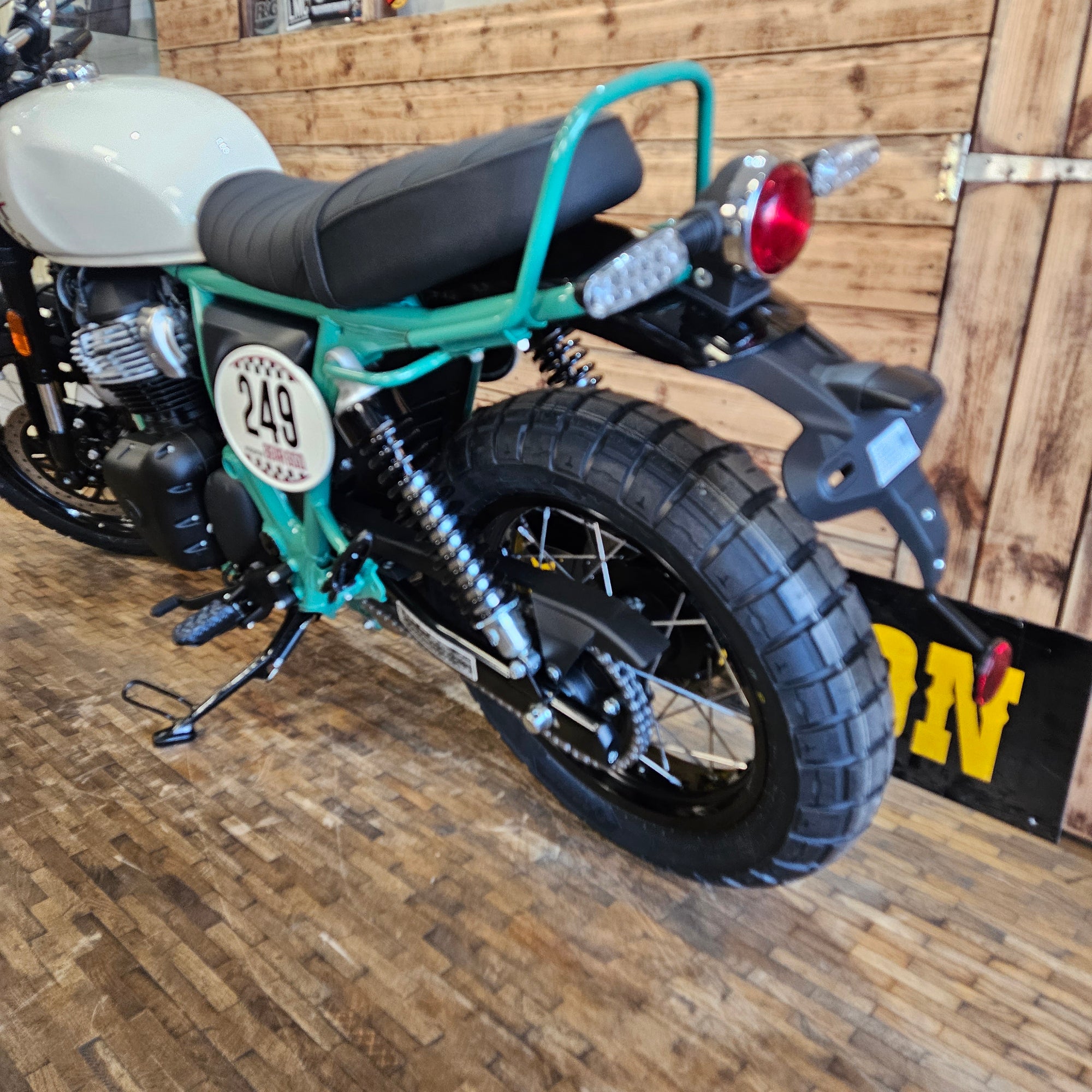 ROYAL ENFIELD BEAR 650  - Two Four Nine