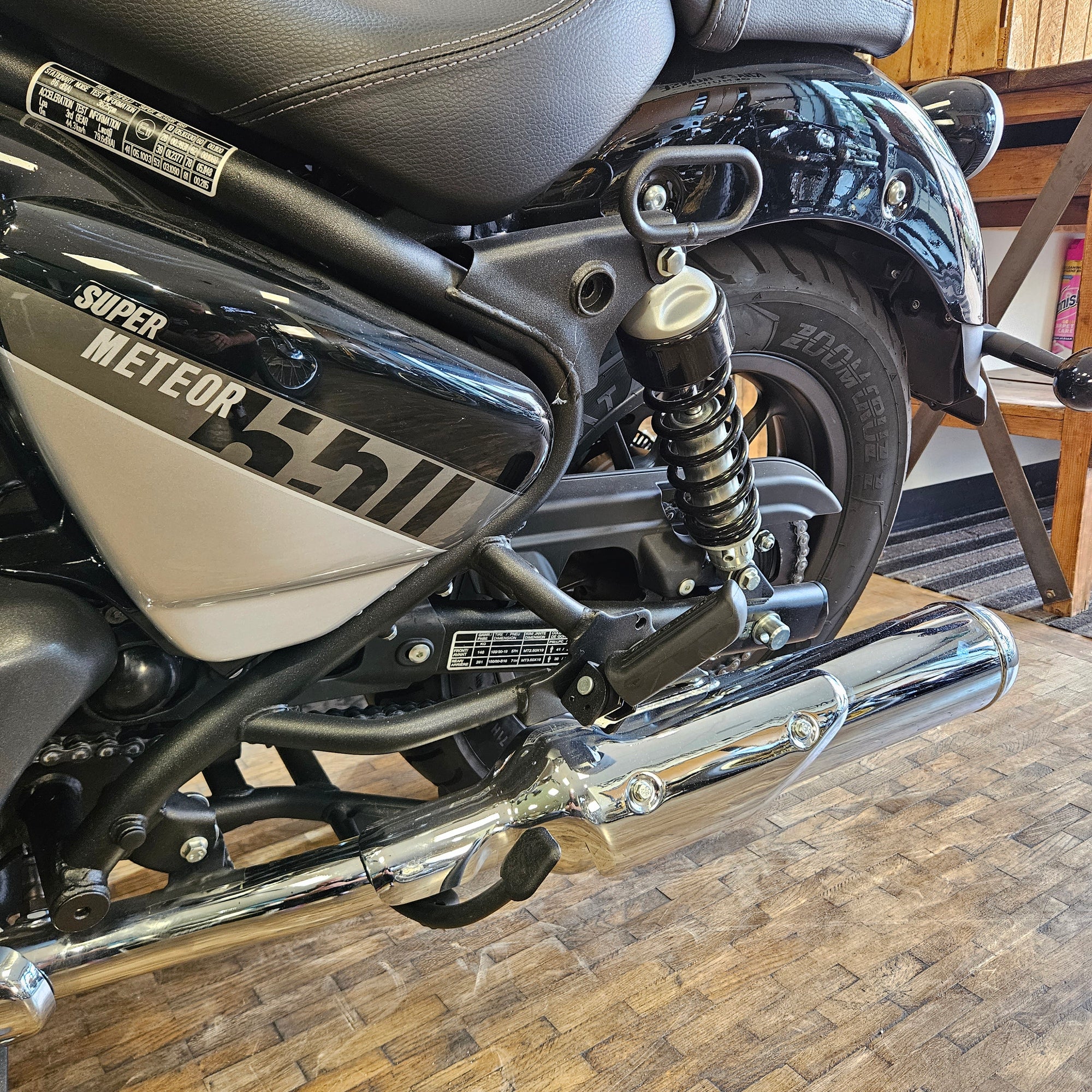 ROYAL ENFIELD SUPER METEOR 650 - Interstellar Grey