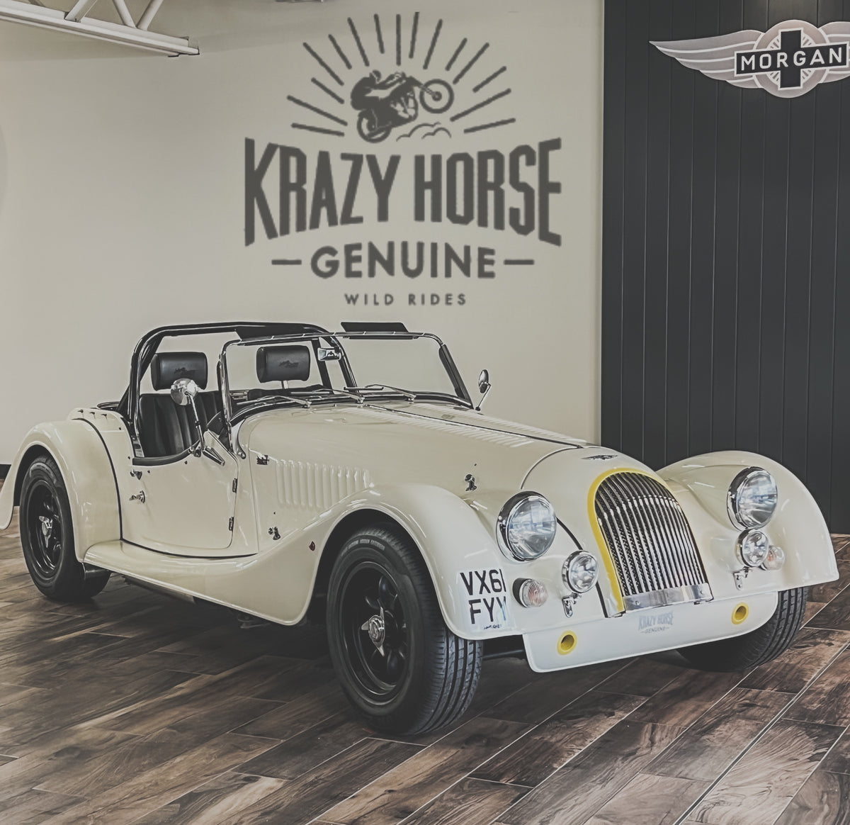 SOLD - Morgan Plus 4 Super Sport No. 55 of 62 - Morgan old English white Interior