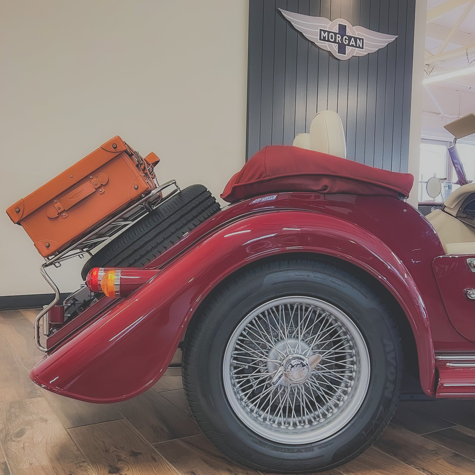 Morgan Plus Four - Delage Rouge