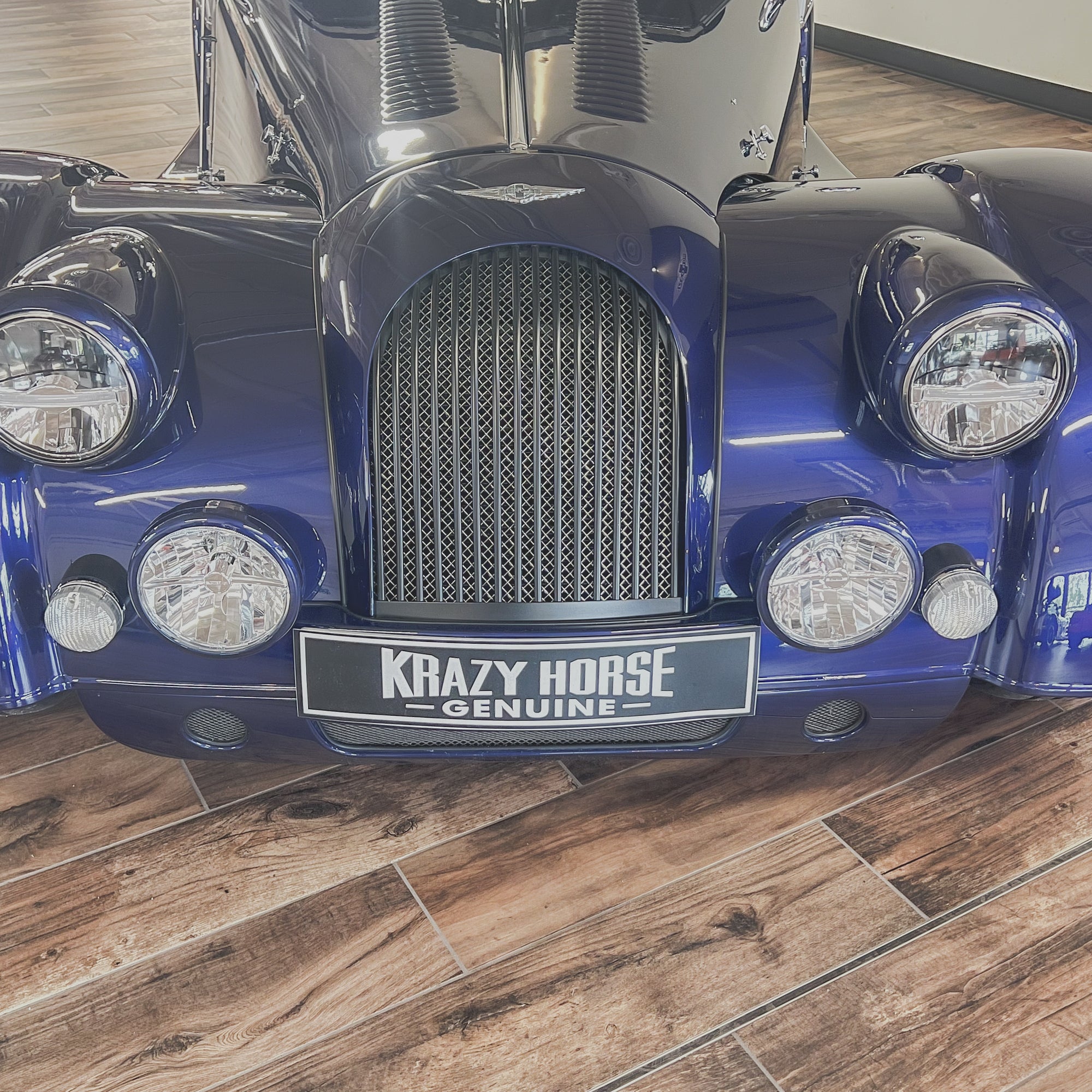 Morgan Plus 8 - Montreal Blue Pearl