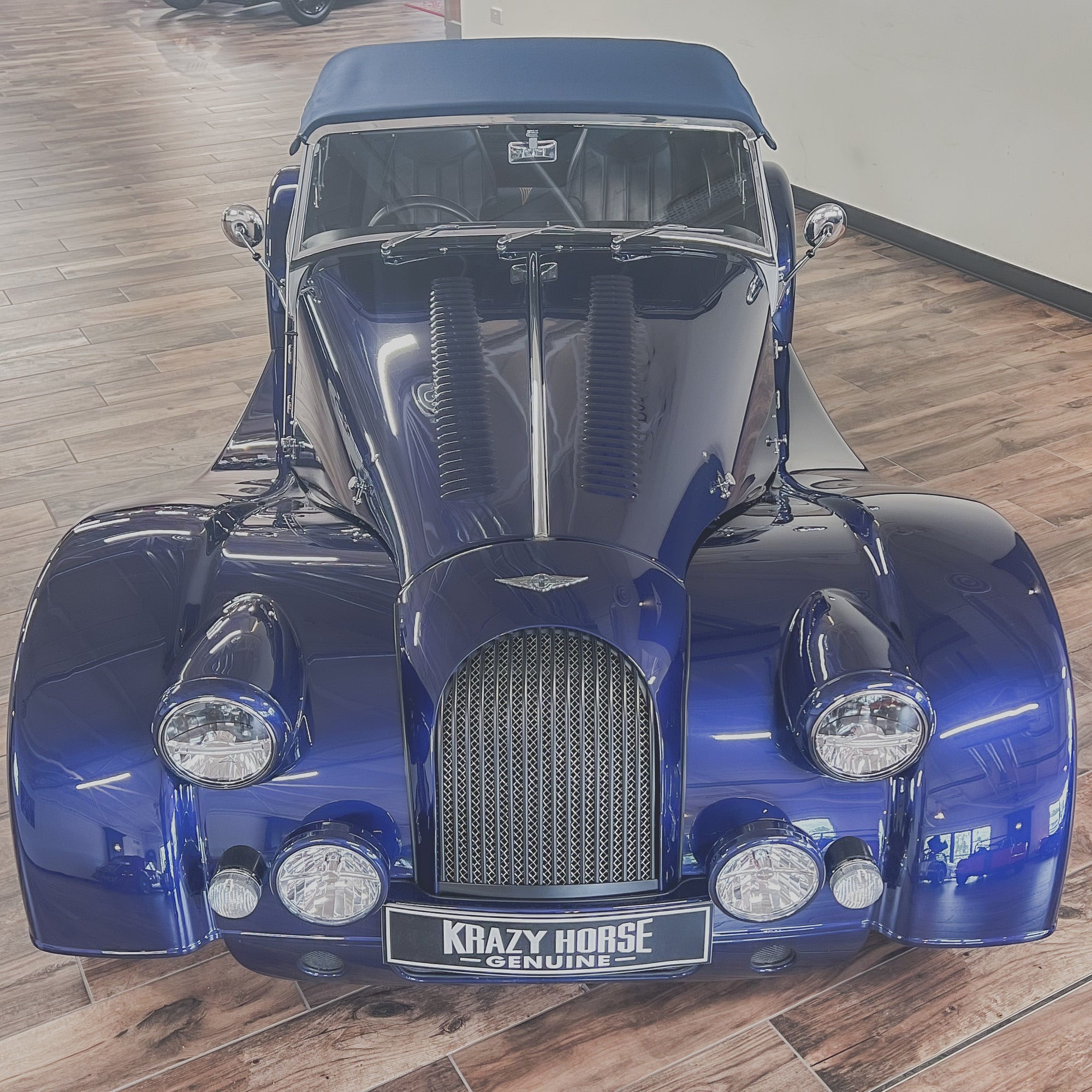 Morgan Plus 8 - Montreal Blue Pearl