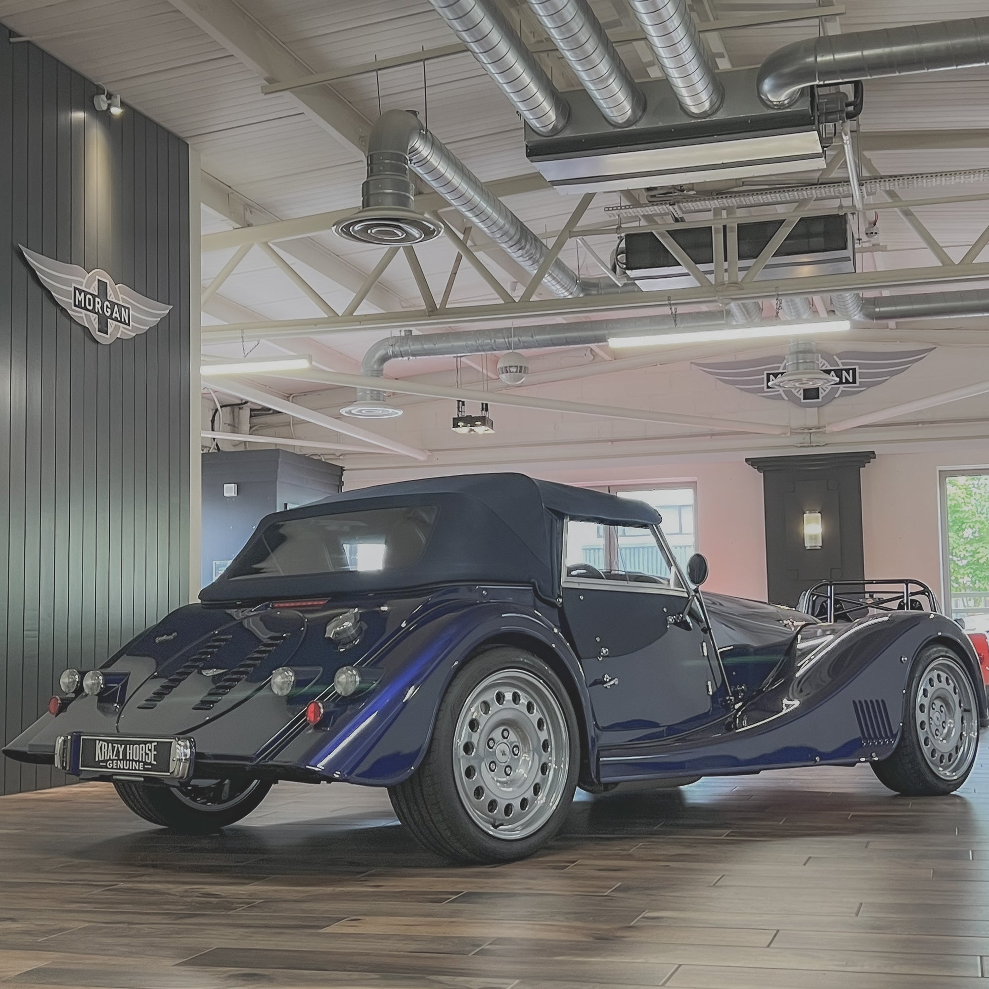 Morgan Plus 8 - Montreal Blue Pearl