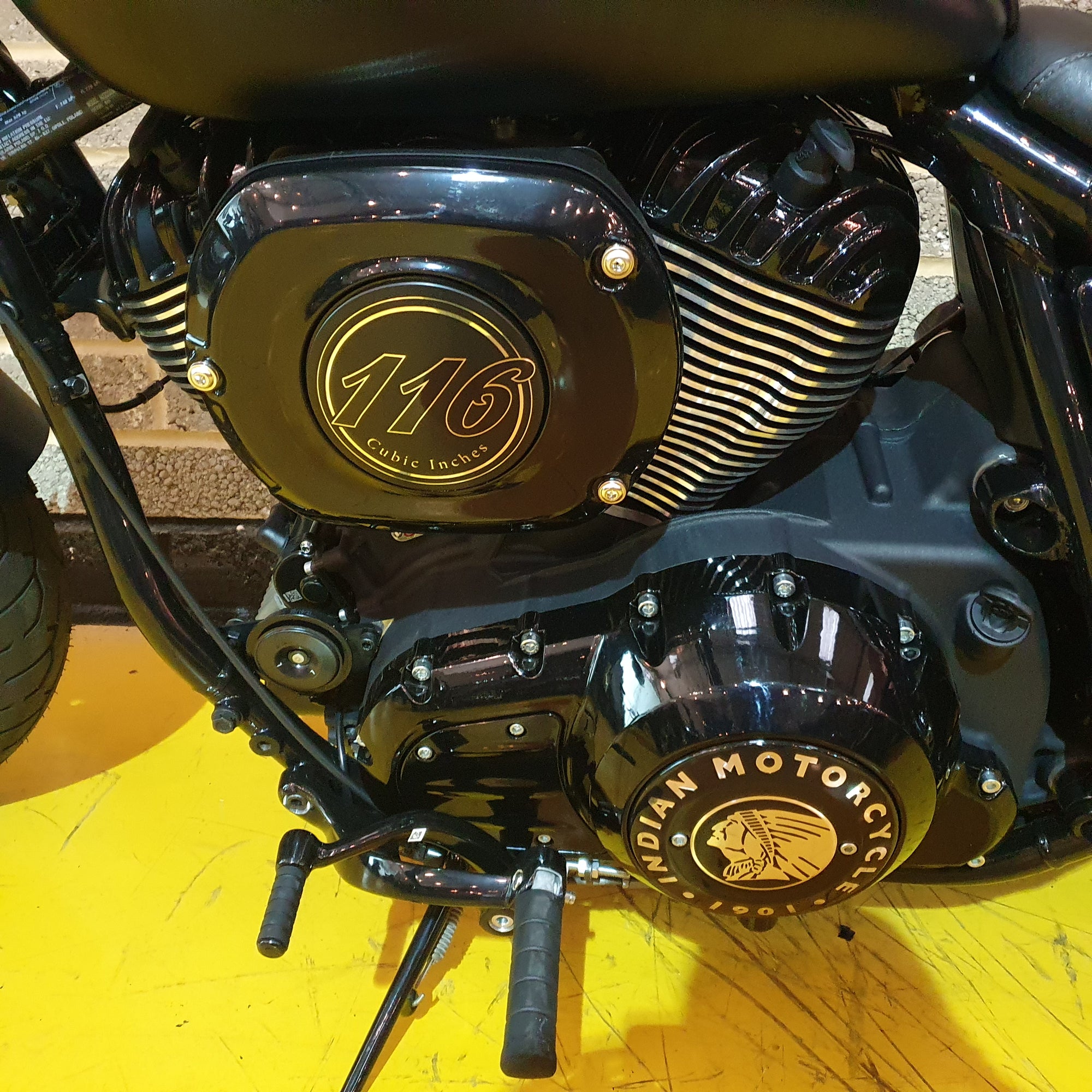 Indian Sport Chief - Black Smoke - PreLoved