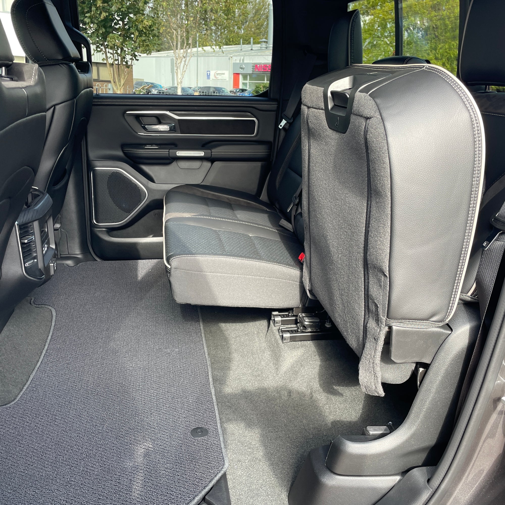 2023 RAM 1500 LARAMIE SPORT CREW CAB - GRANITE CRYSTAL WITH BLACK