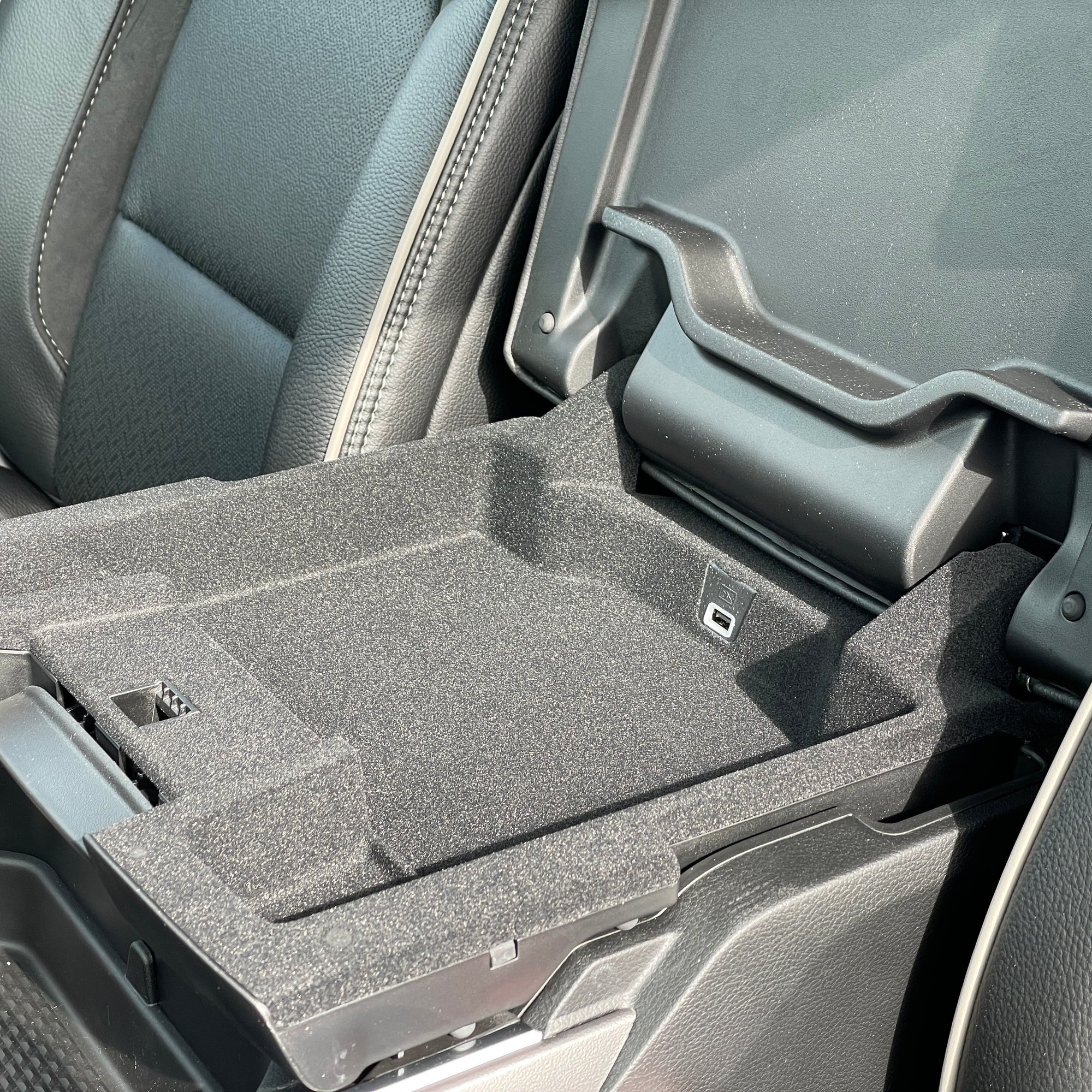 2023 RAM 1500 LARAMIE SPORT CREW CAB - GRANITE CRYSTAL WITH BLACK