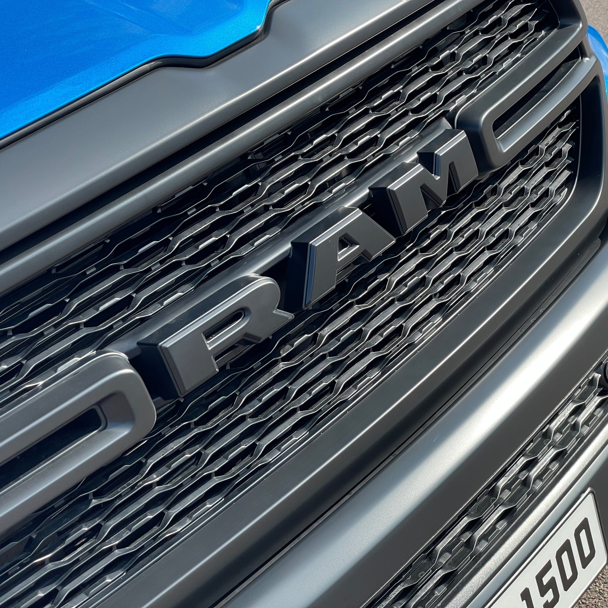 2023 RAM 1500 BIGHORN BUILT-TO-SERVE CREW CAB - HYDRO BLUE WITH BLACK