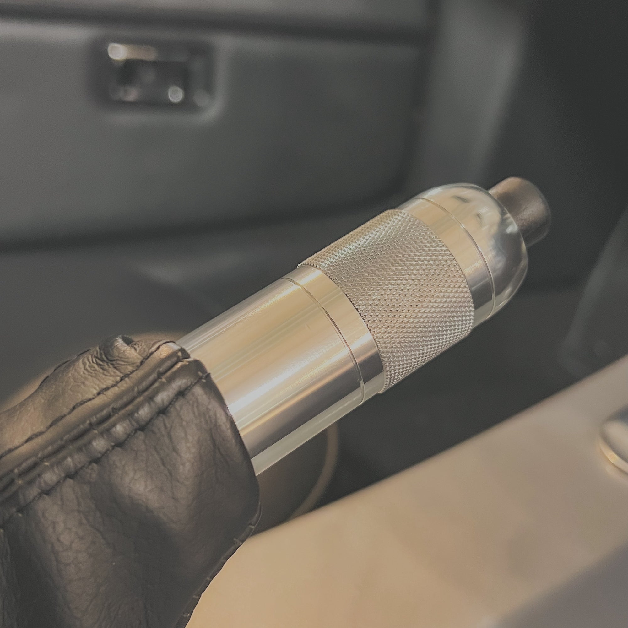 Morgan Plus SIX  3.0 Straight 6 Turbo -   Liquid Blue Chrome