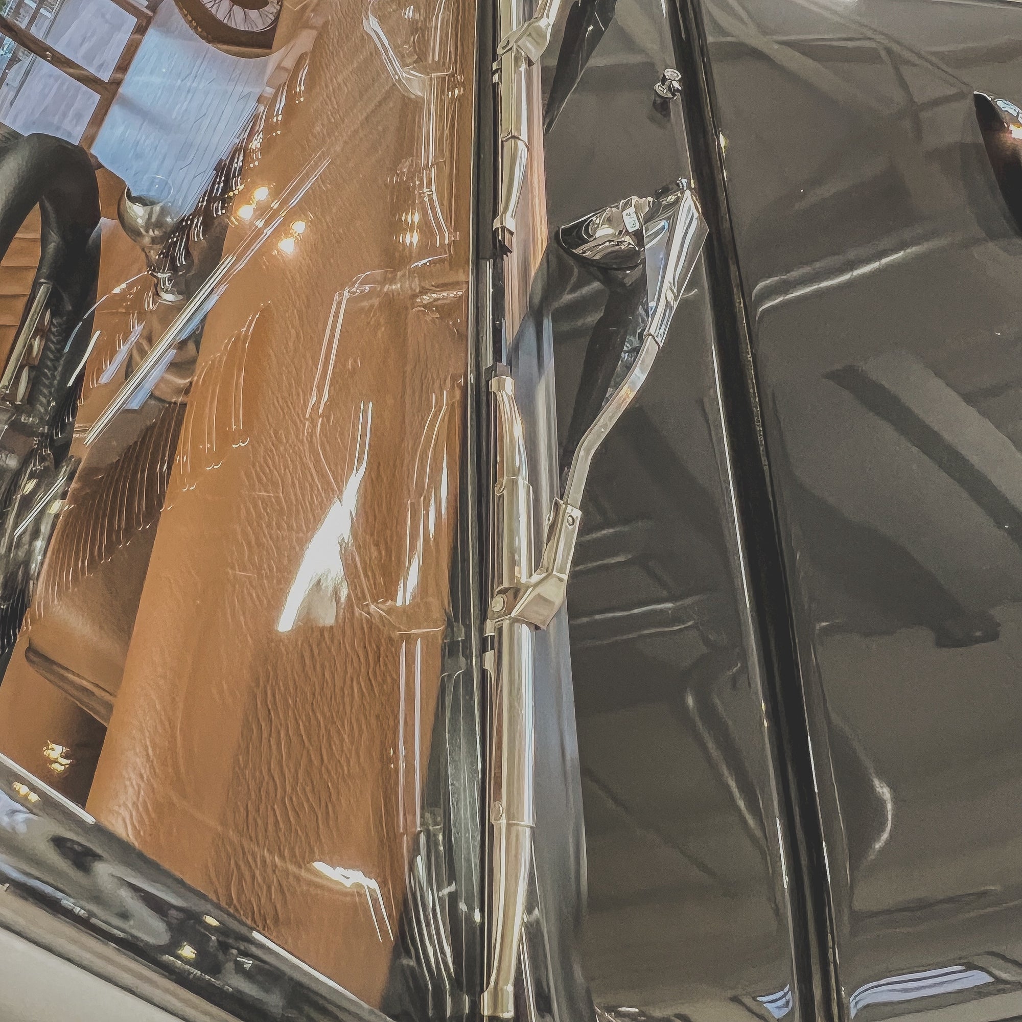 Morgan Roadster 3.7 The Rare 110 Edition - Morgan Dark Silver Pearl