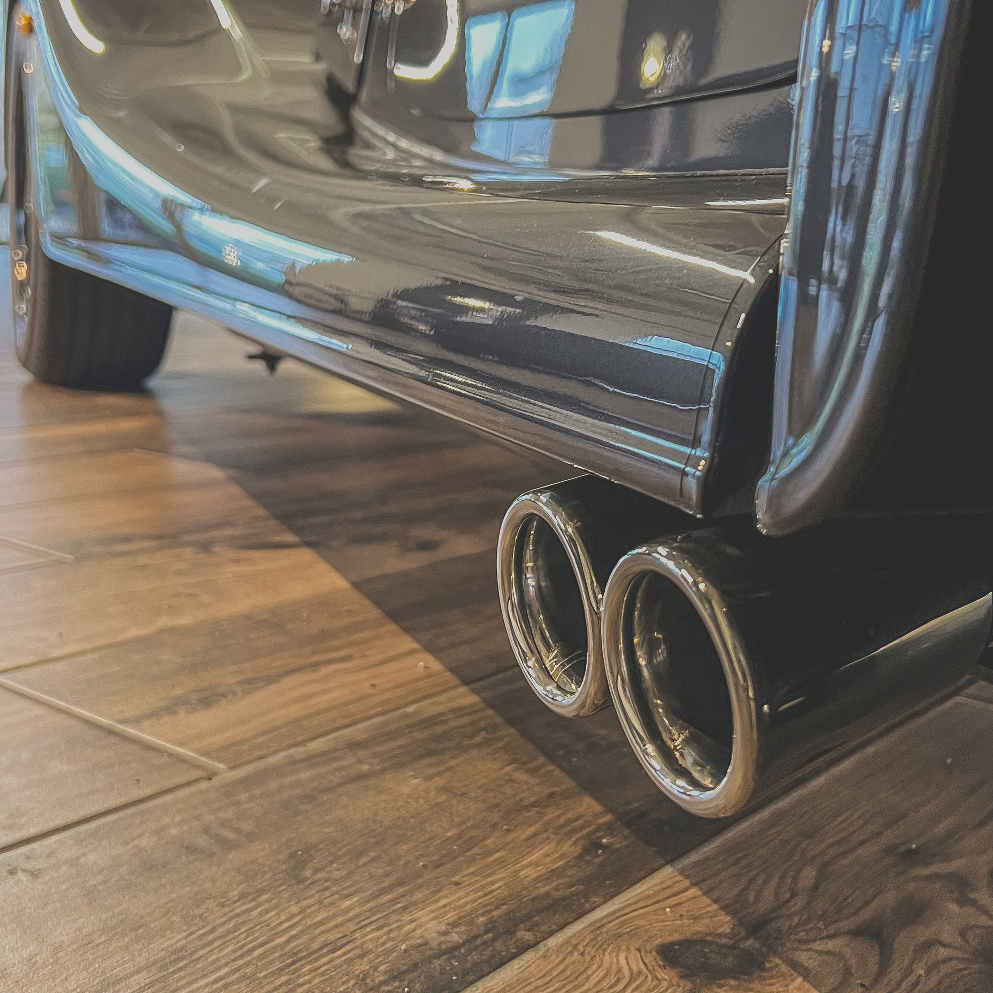 Morgan Roadster 3.7 The Rare 110 Edition - Morgan Dark Silver Pearl