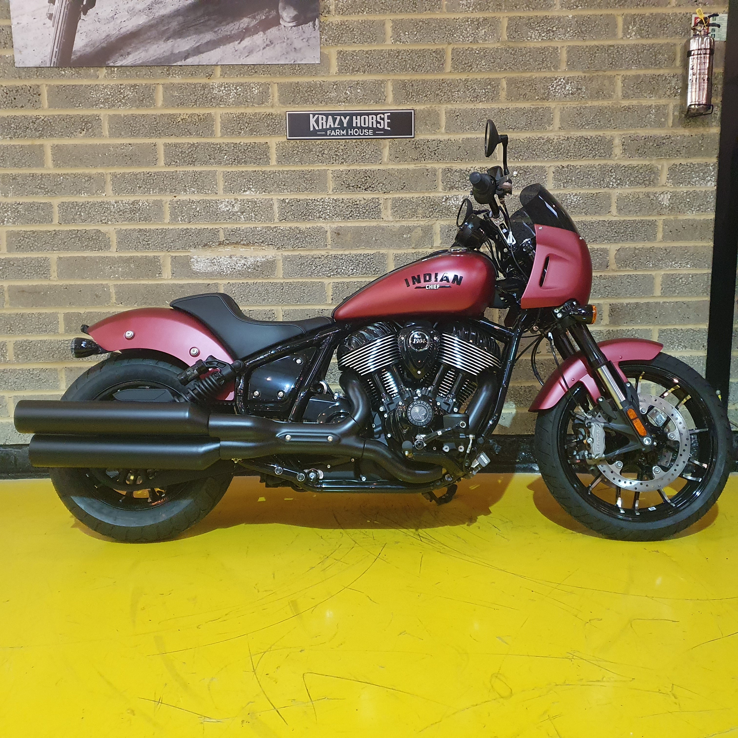Indian Sport Chief - Ruby Smoke - Krazy Horse