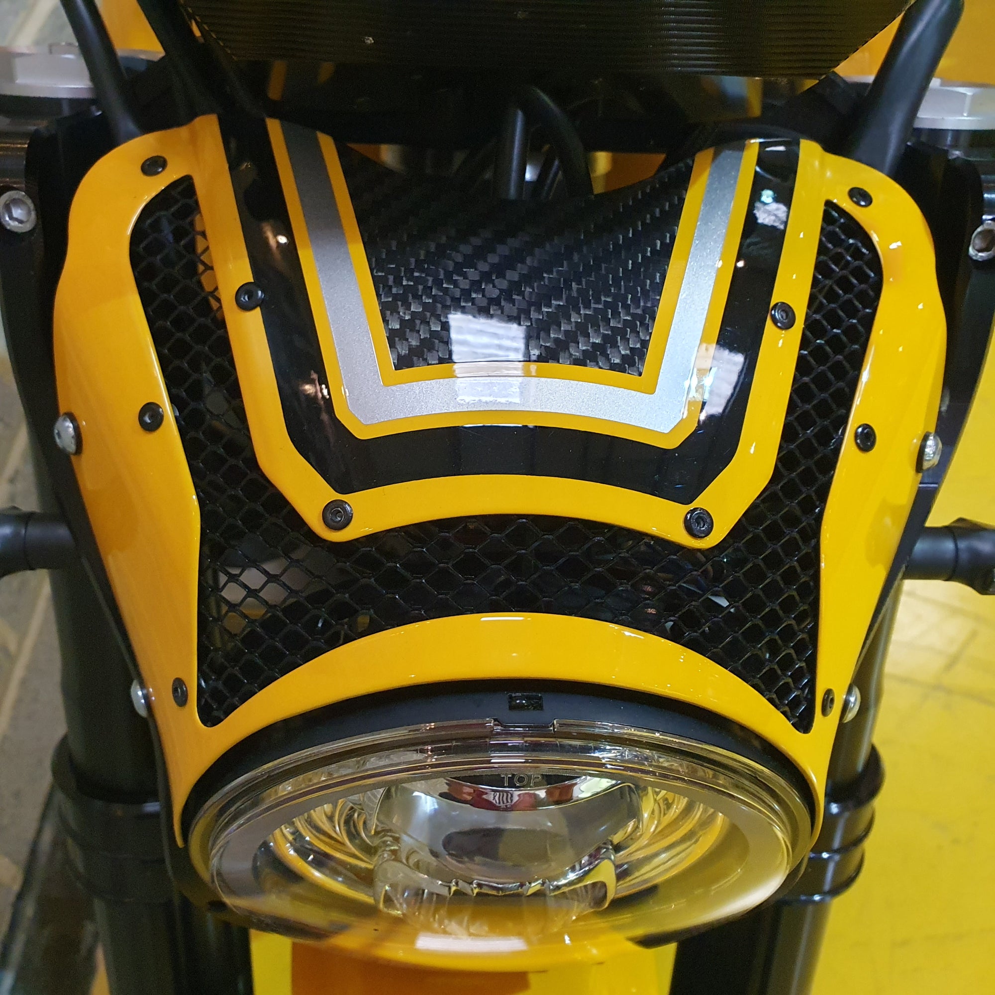 CCM Spitfire Street Tracker - Yellow/Black