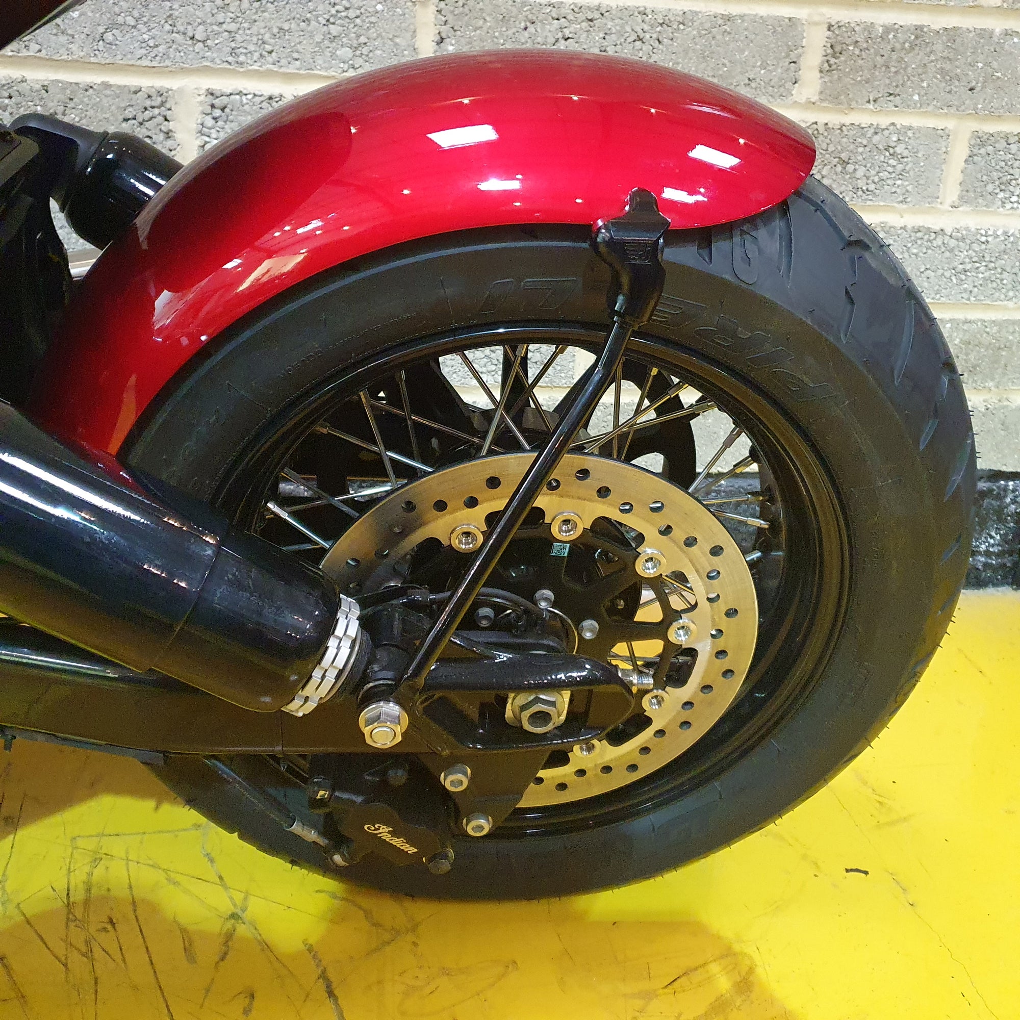 Indian Chief Bobber Dark Horse - Custom Candy Red