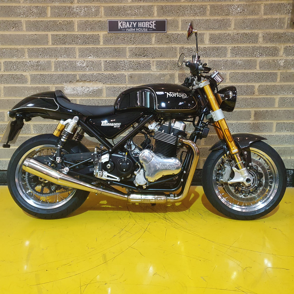 Norton Commando 961 SP - Matrix Black - preloved