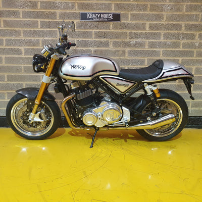 Norton Commando 961 Sport - Manx Silver