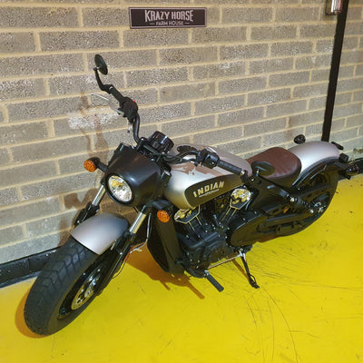 Indian 24 Scout Bobber - Quartz Silver Smoke