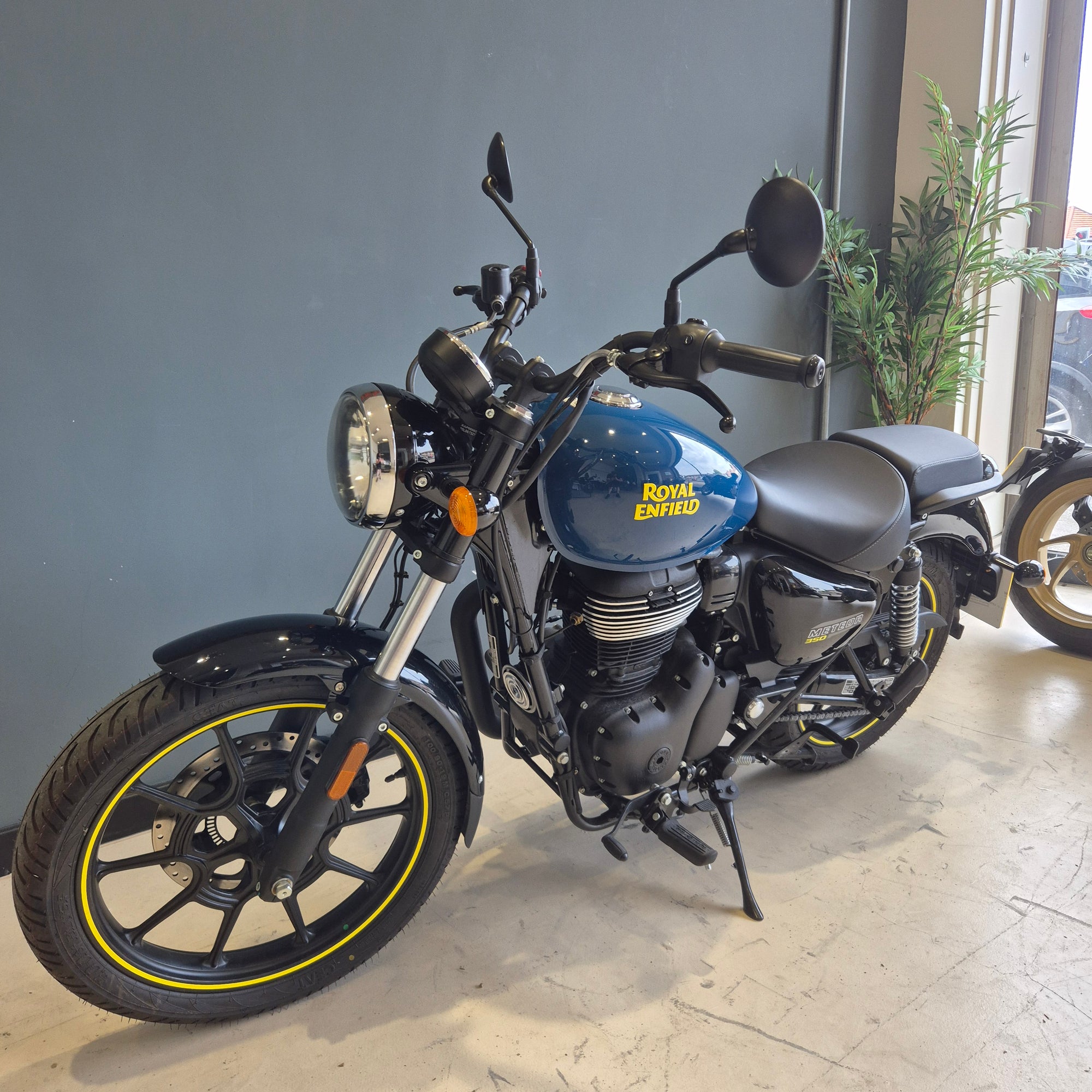 Royal Enfield - Meteor 350 - PreLoved