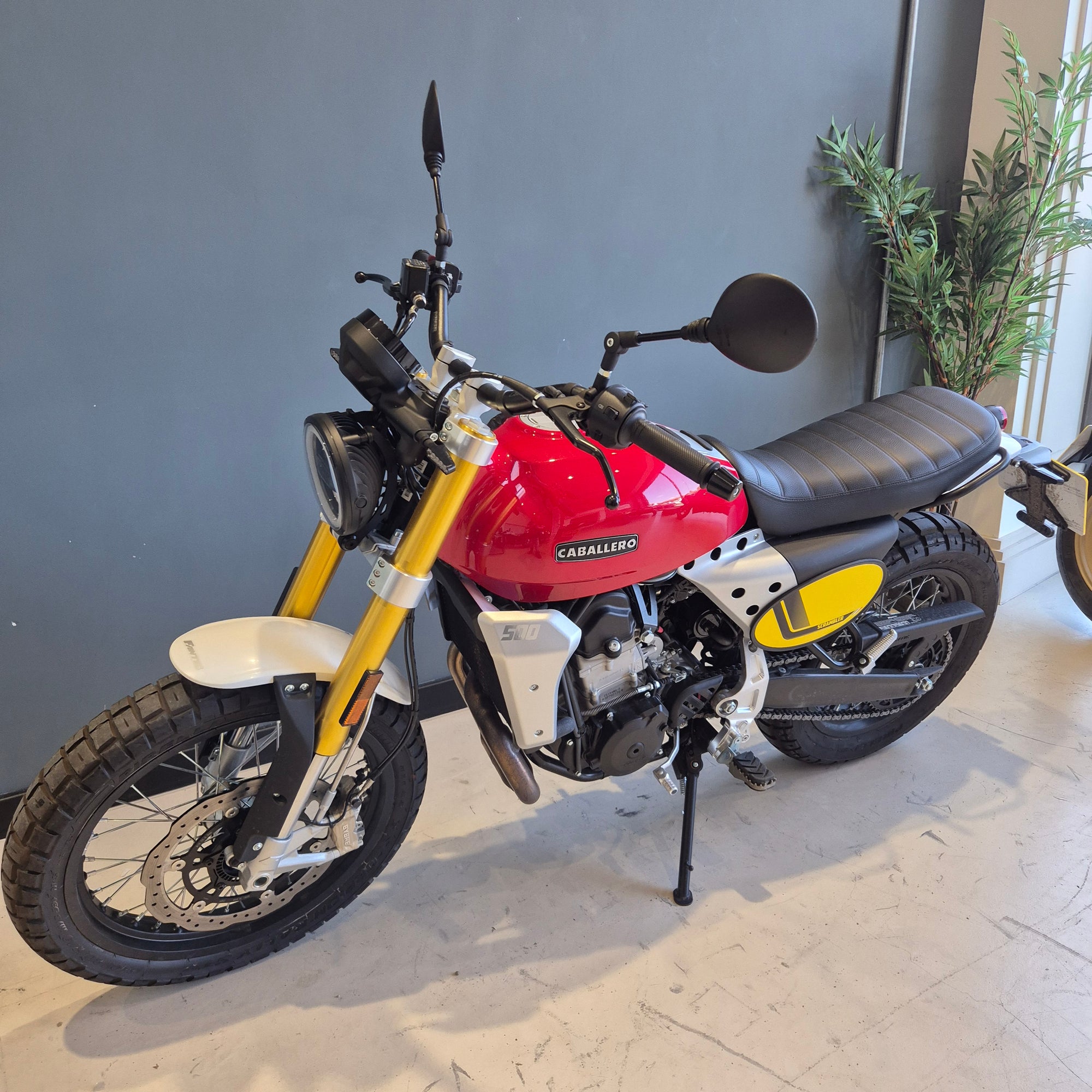 Fantic Caballero 500 Scrambler - Red - PreLoved