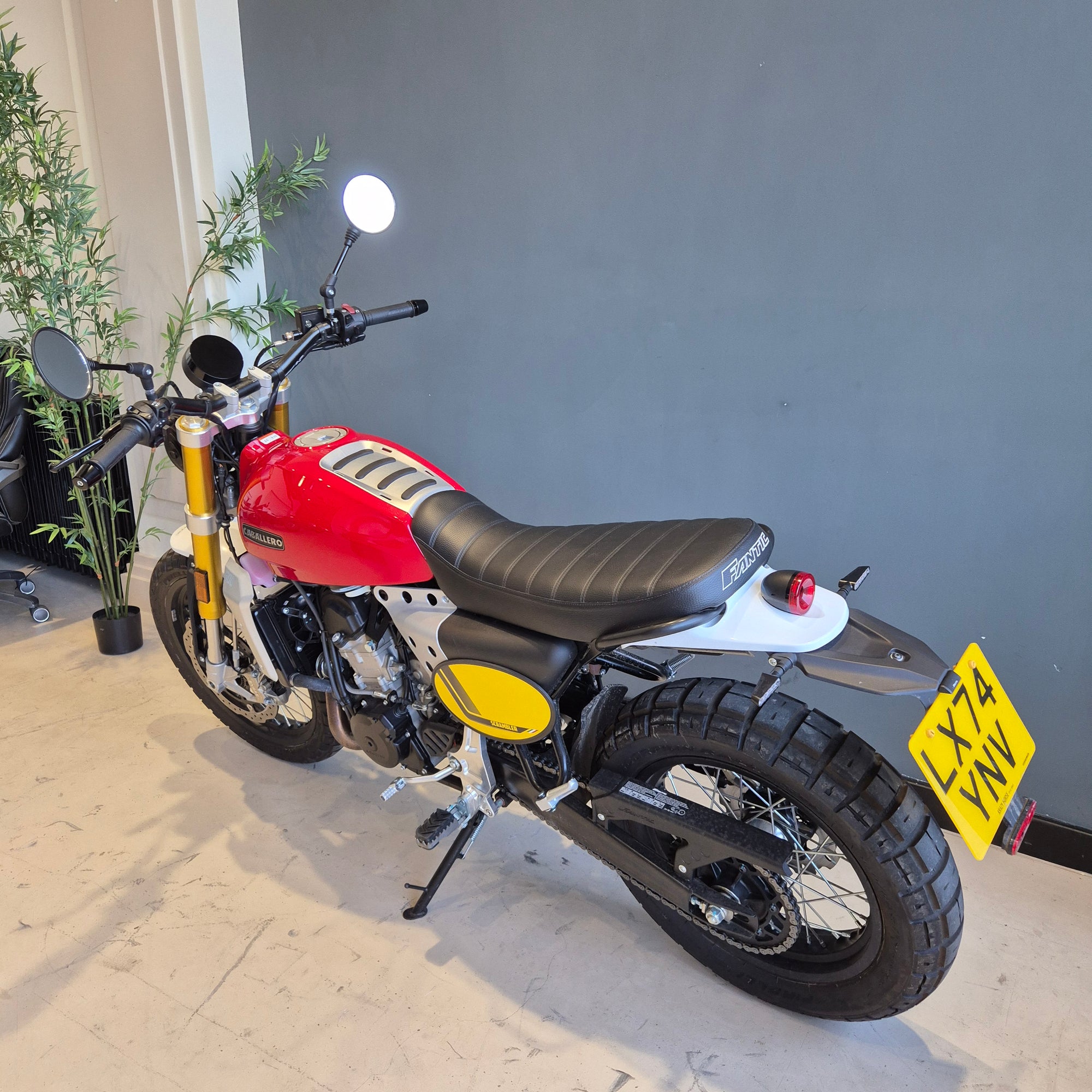 Fantic Caballero 500 Scrambler - Red - PreLoved