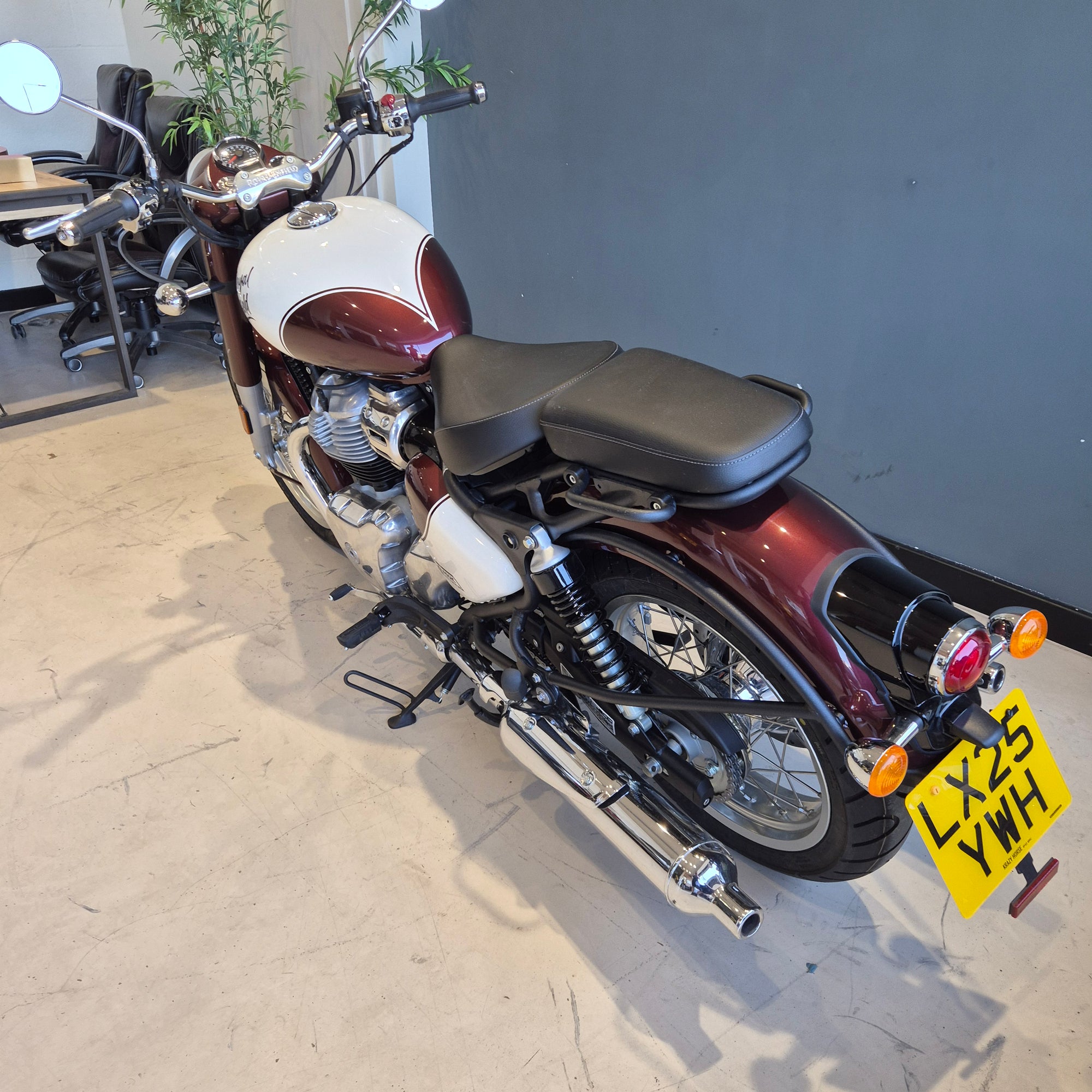 Royal Enfield Classic 650 - Vallam Red - PreLoved