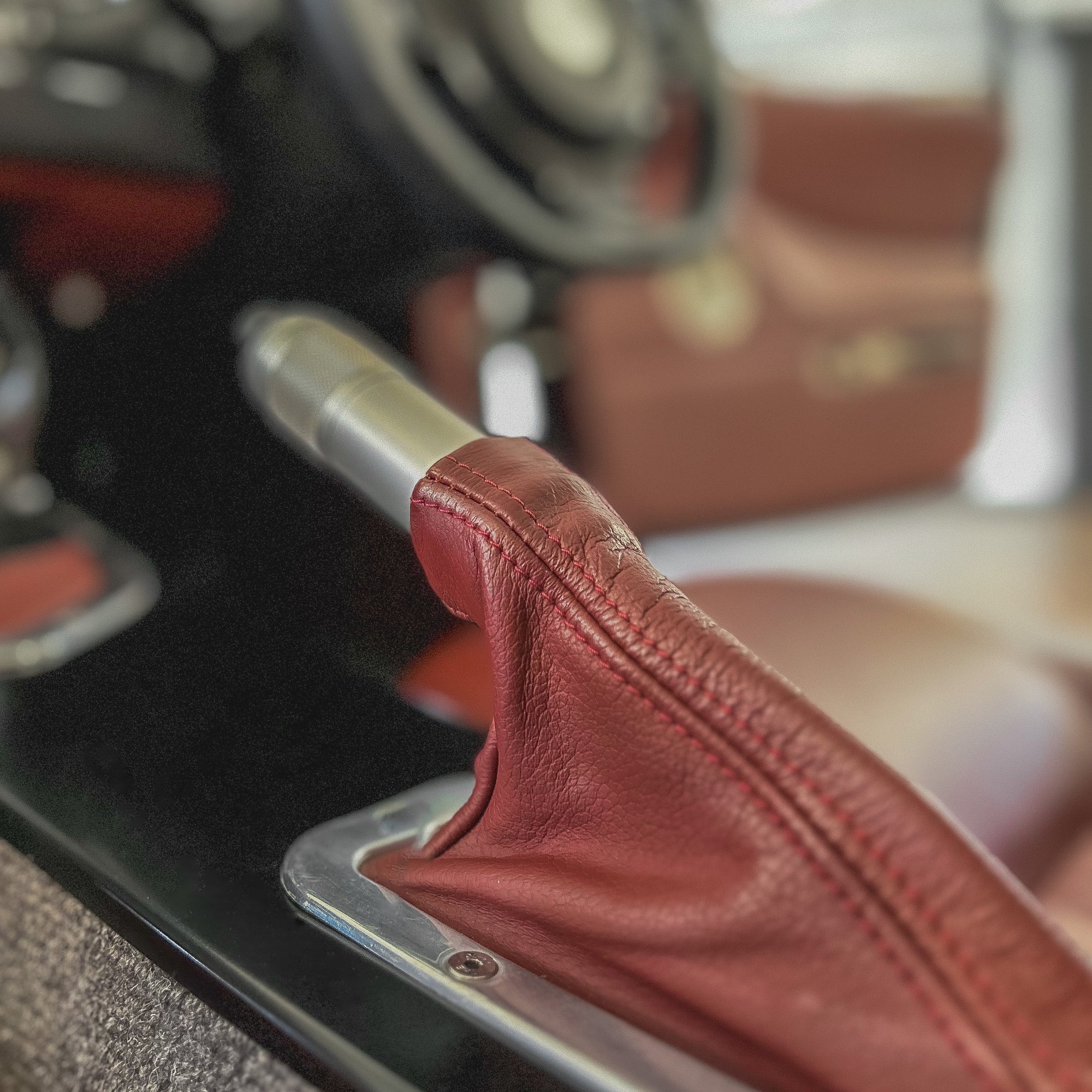 Morgan Plus Four auto - Vintage Dark Grey