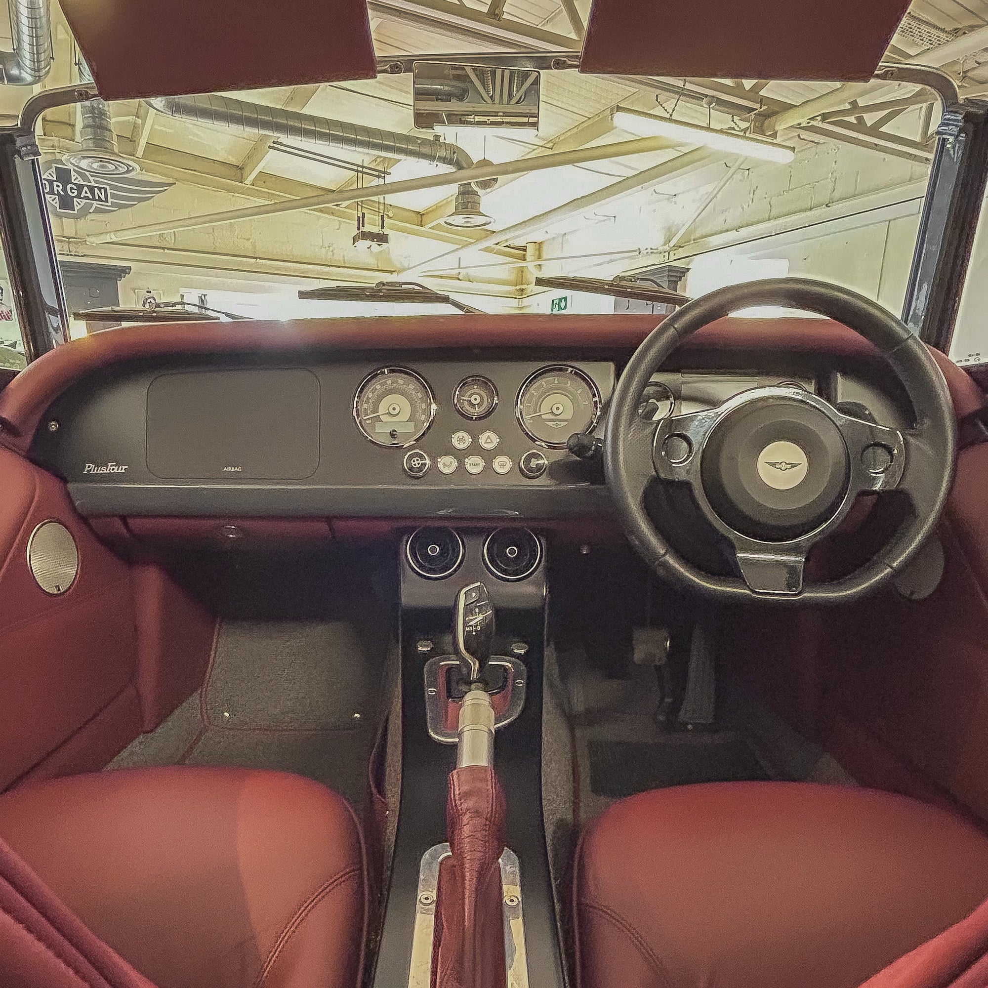 Morgan Plus Four auto - Vintage Dark Grey