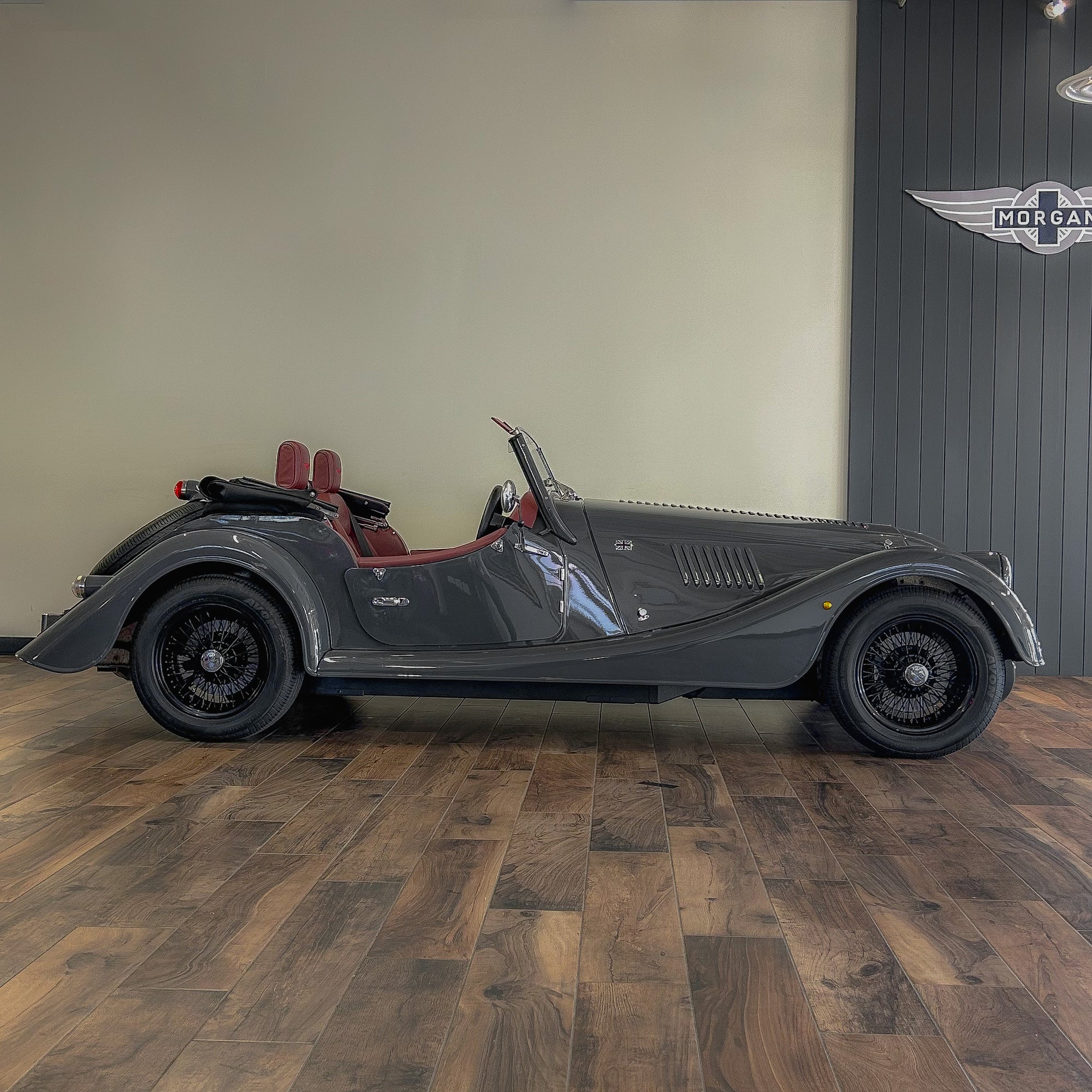 Morgan Plus Four auto - Vintage Dark Grey