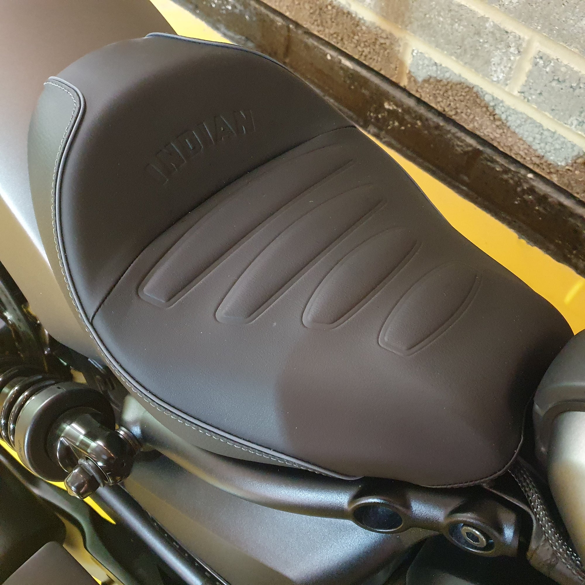 2025 Indian Scout Bobber Sixty Limited - Heavy Metal