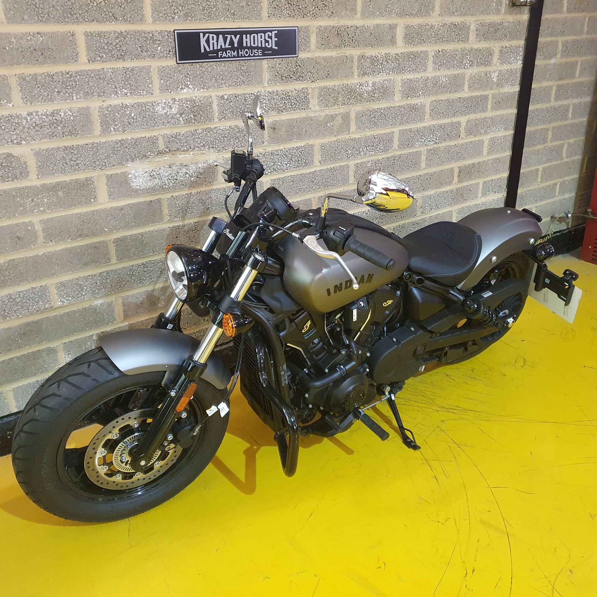 2025 Indian Scout Bobber Sixty Limited - Heavy Metal
