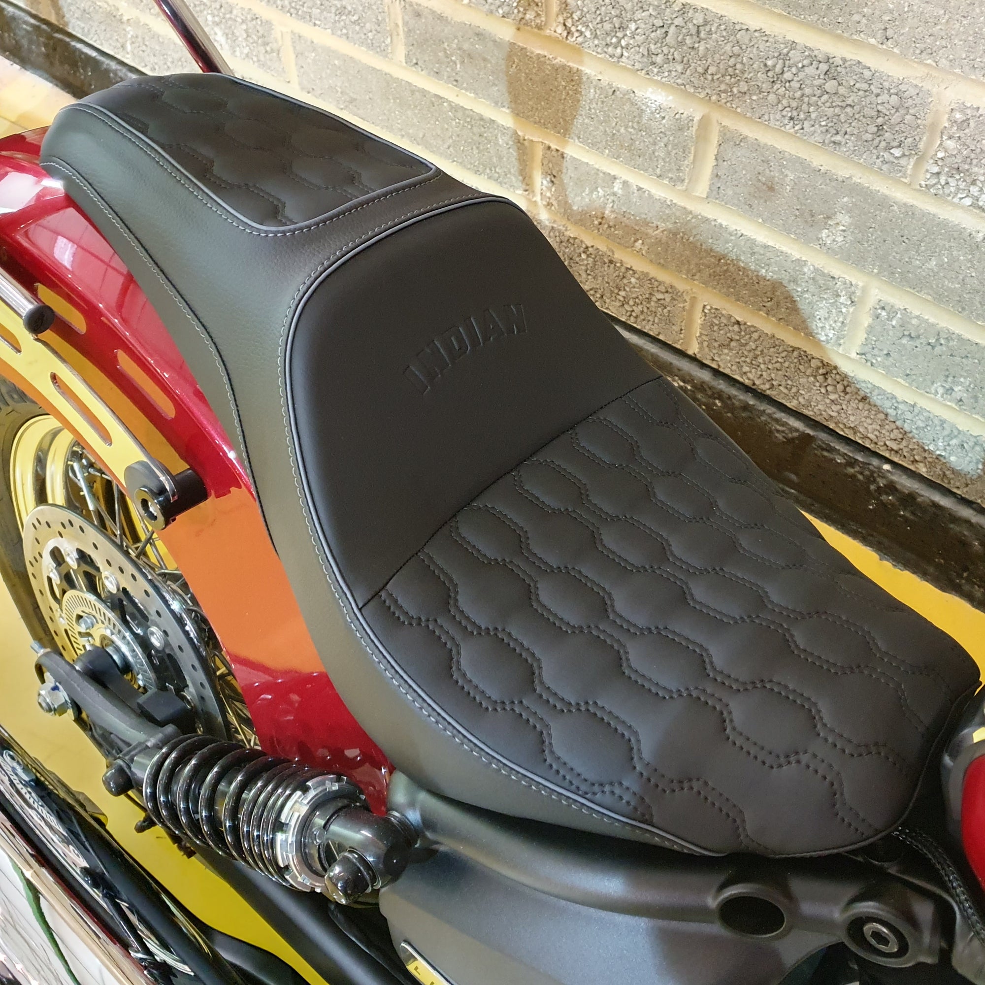 2025 Scout Classic Limited +Tech - Sunset Red Metallic