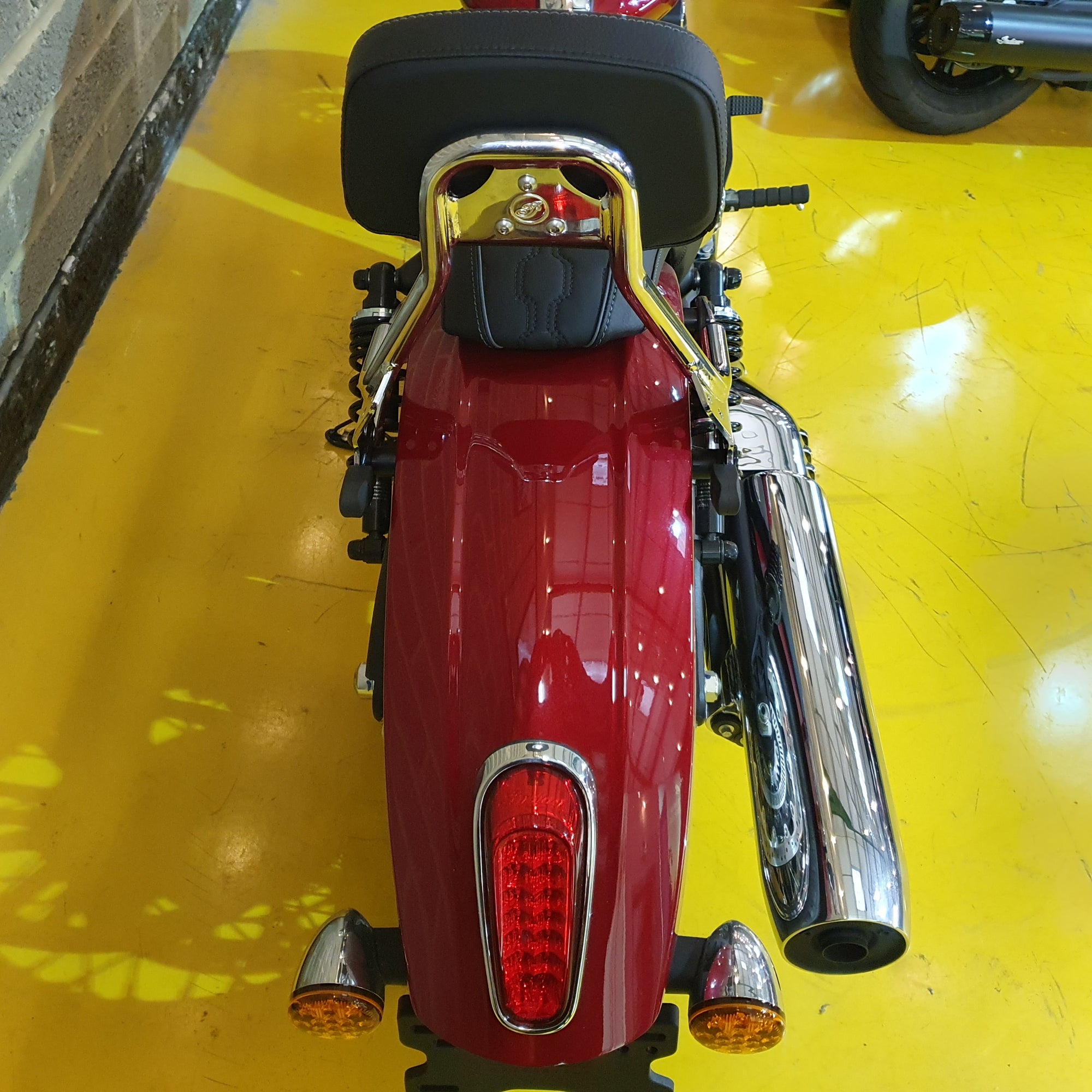 2025 Scout Classic Limited +Tech - Sunset Red Metallic