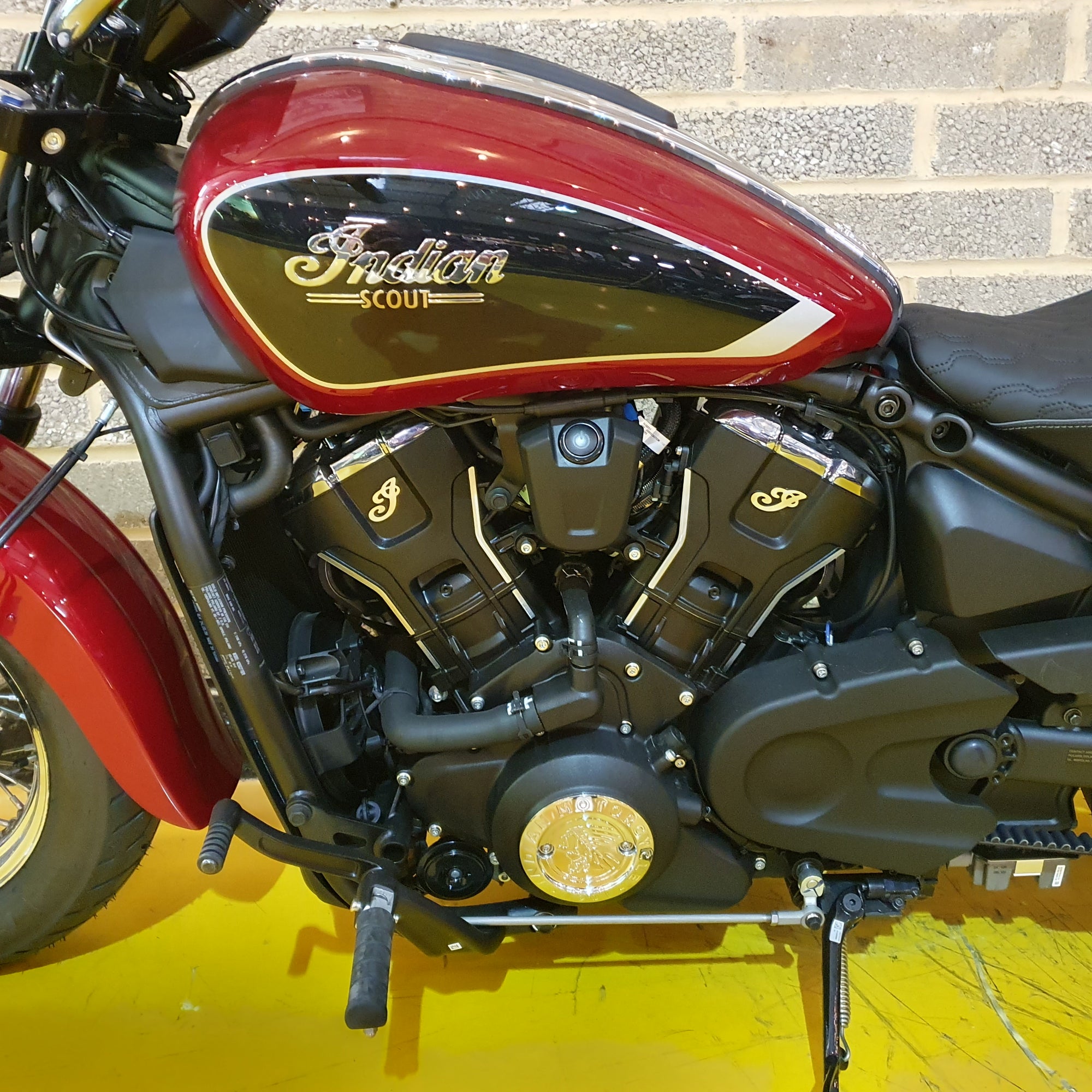 2025 Scout Classic Limited +Tech - Sunset Red Metallic