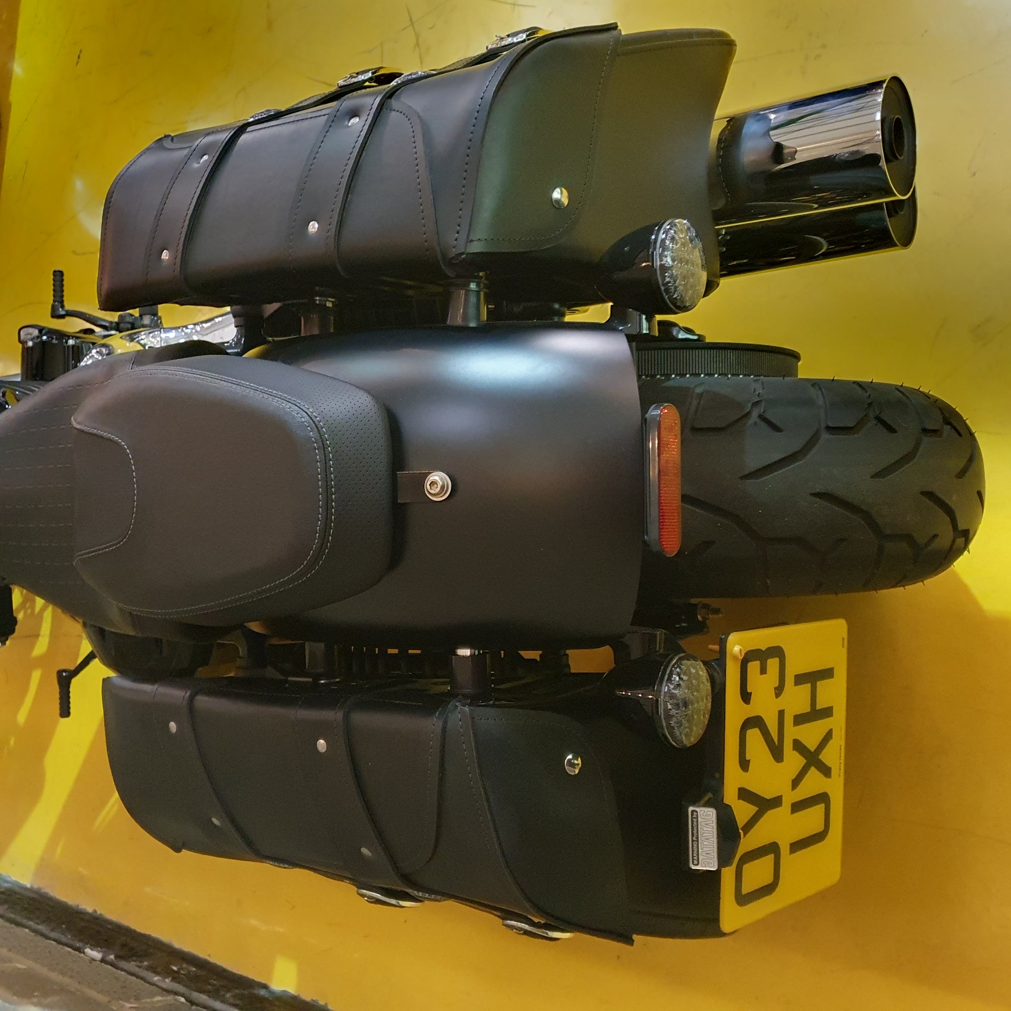 Indian Sport Chief - Black Smoke - PreLoved