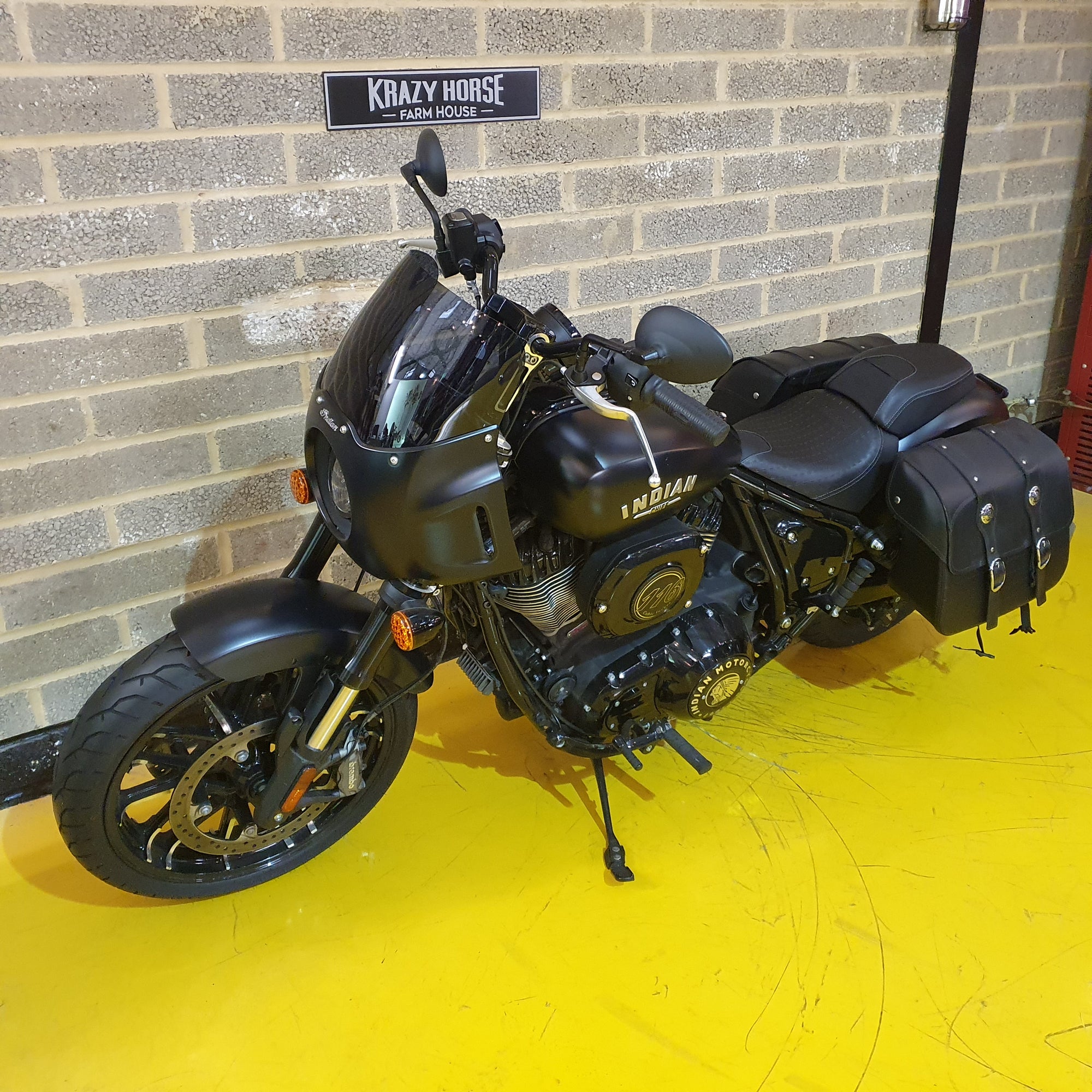 Indian Sport Chief - Black Smoke - PreLoved