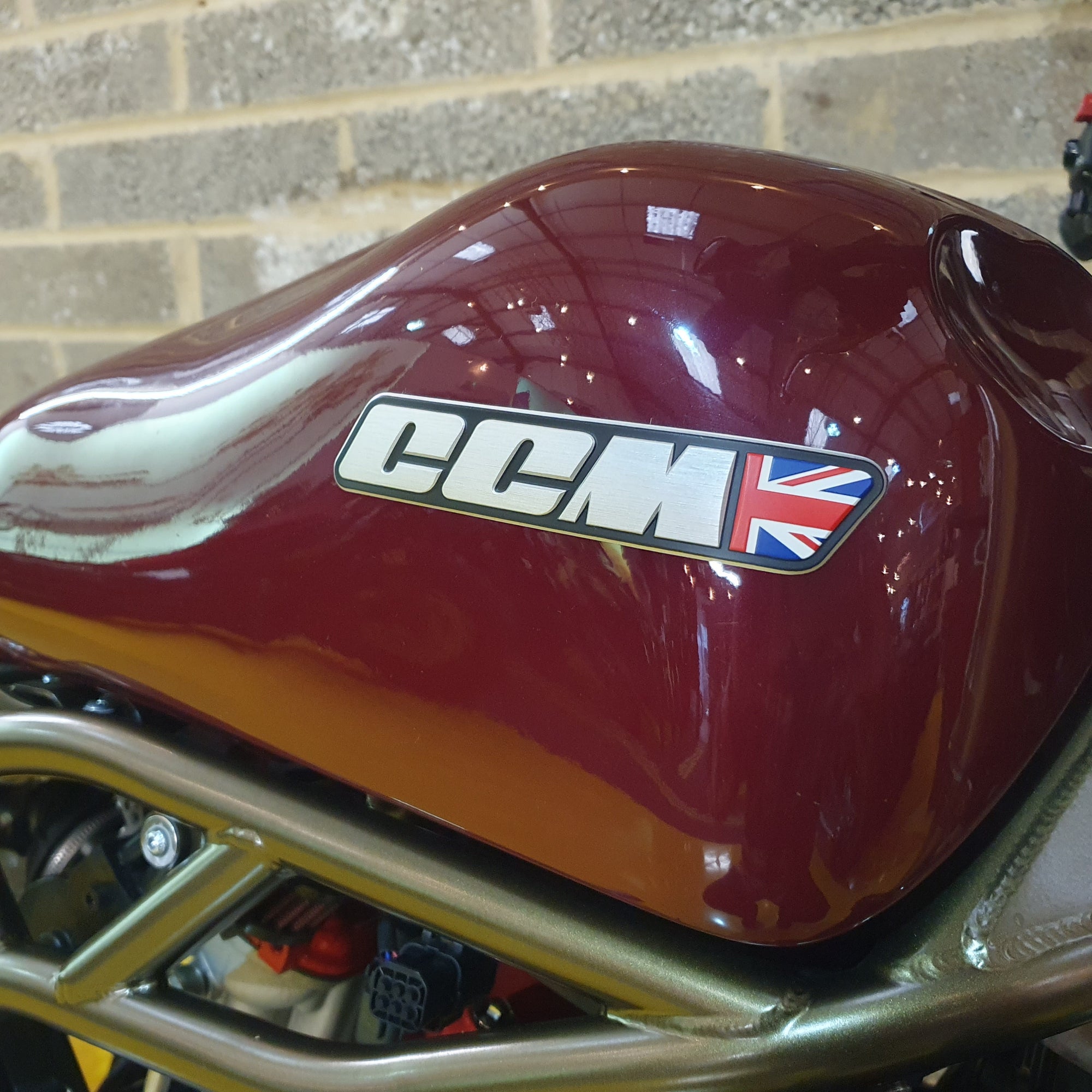 CCM Spitfire Bobber - Ox Blood Red - PreLoved