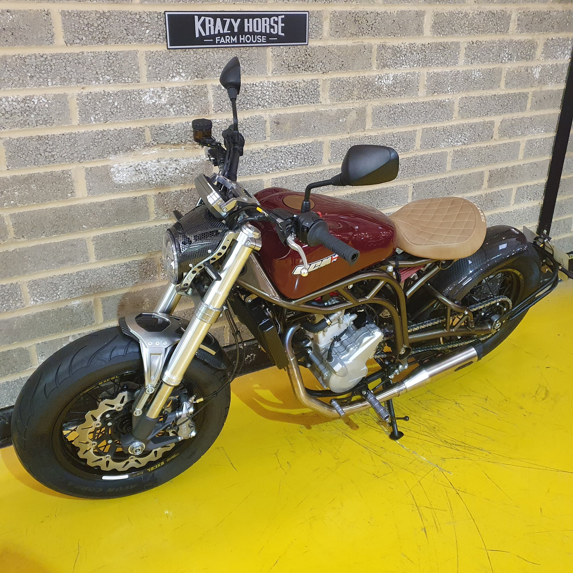 CCM Spitfire Bobber - Ox Blood Red - PreLoved