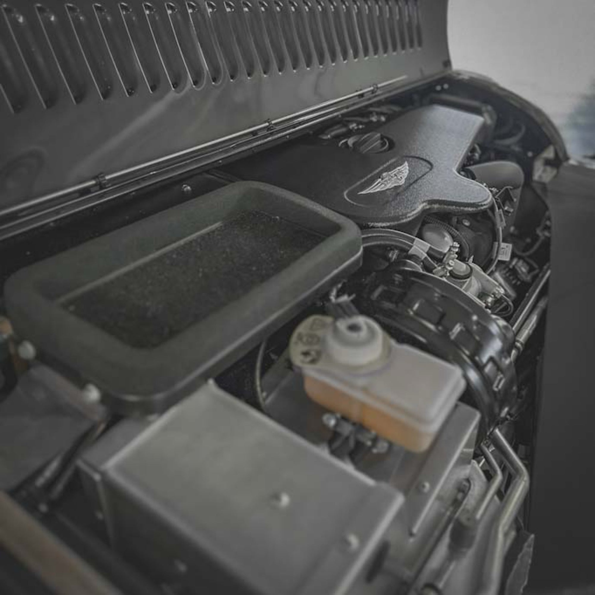 Morgan Plus Four Auto - Morgan Dark Silver Metallic