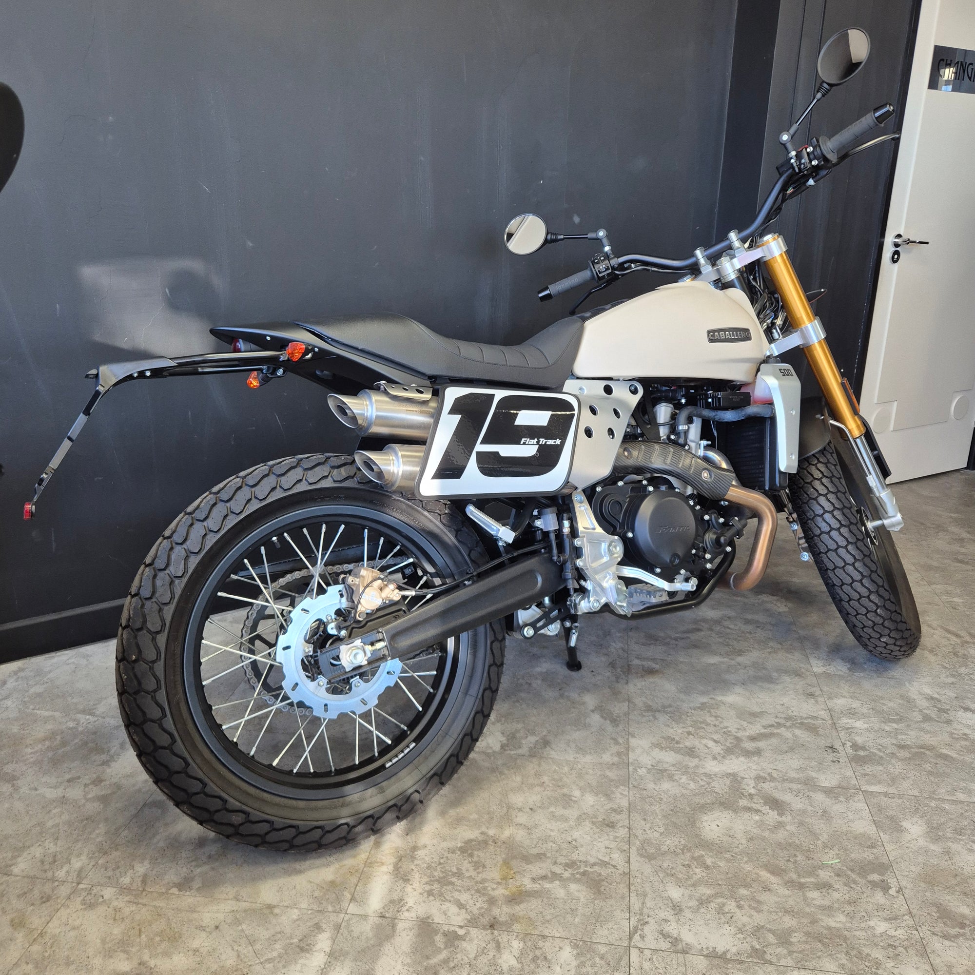 Fantic Caballero 500 Flat Track Edition - Sand - Preloved