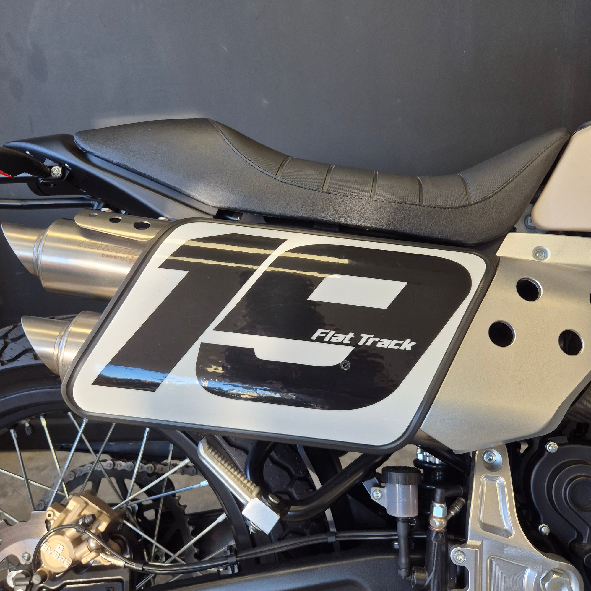 Fantic Caballero 500 Flat Track Edition - Sand - Preloved