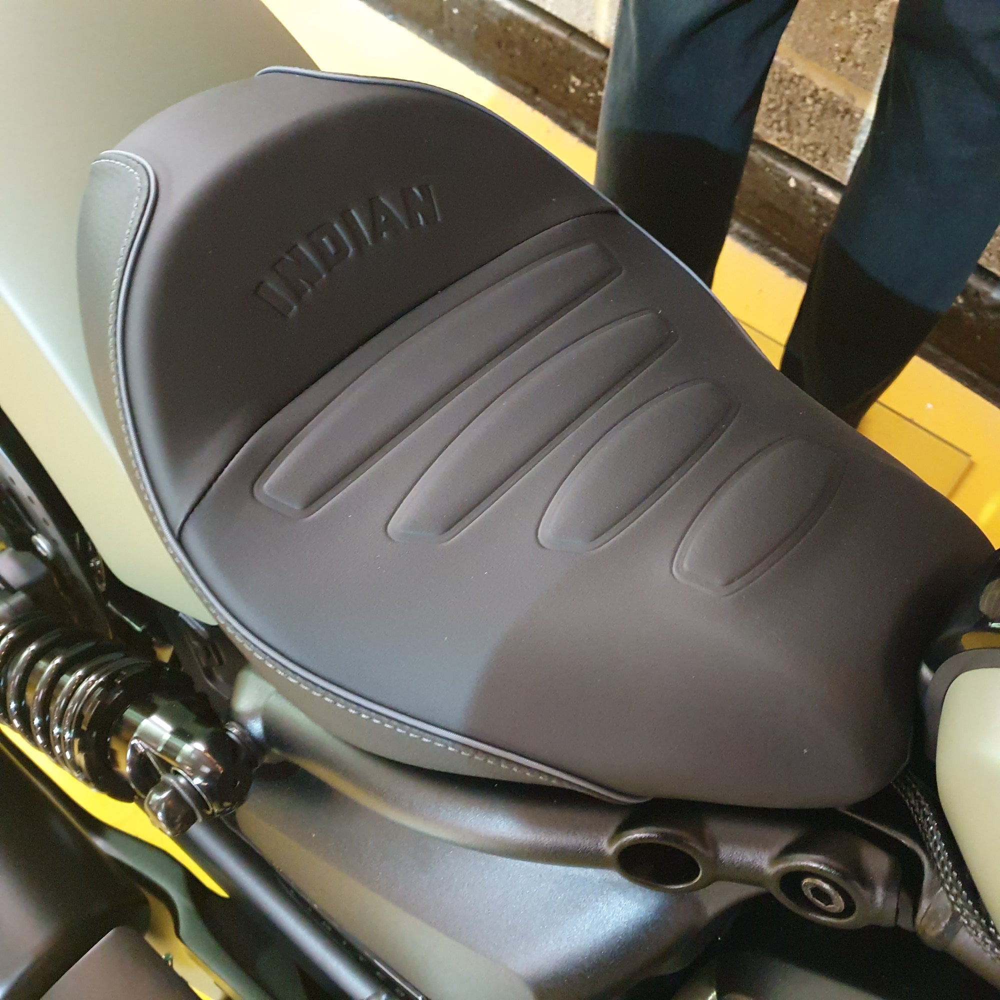 2026 Scout Bobber Limited +Tech - Smoke Moss Green