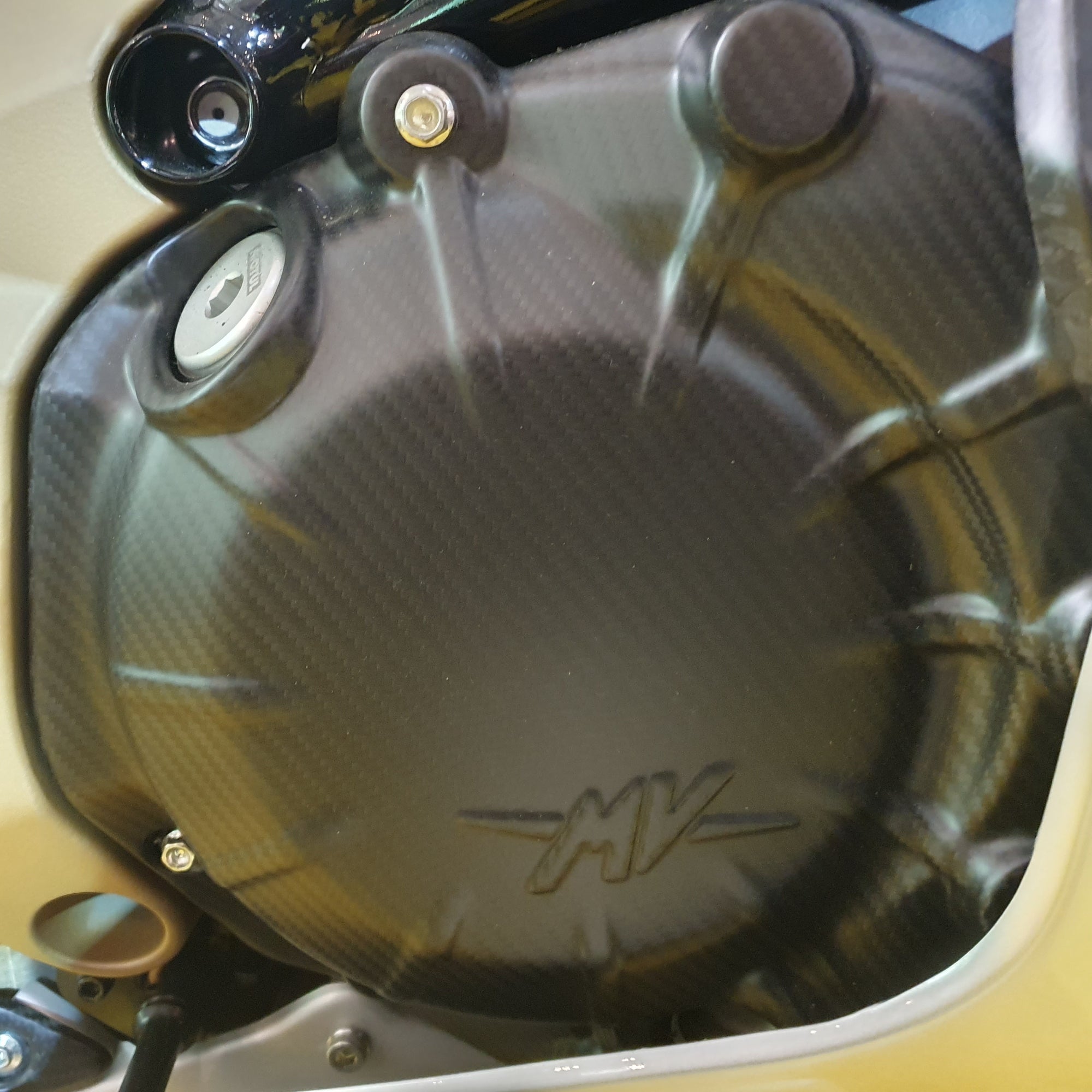 MV SUPERVELOCE 1000 SERIE ORO (132#500) - PEARL SHOCK RED